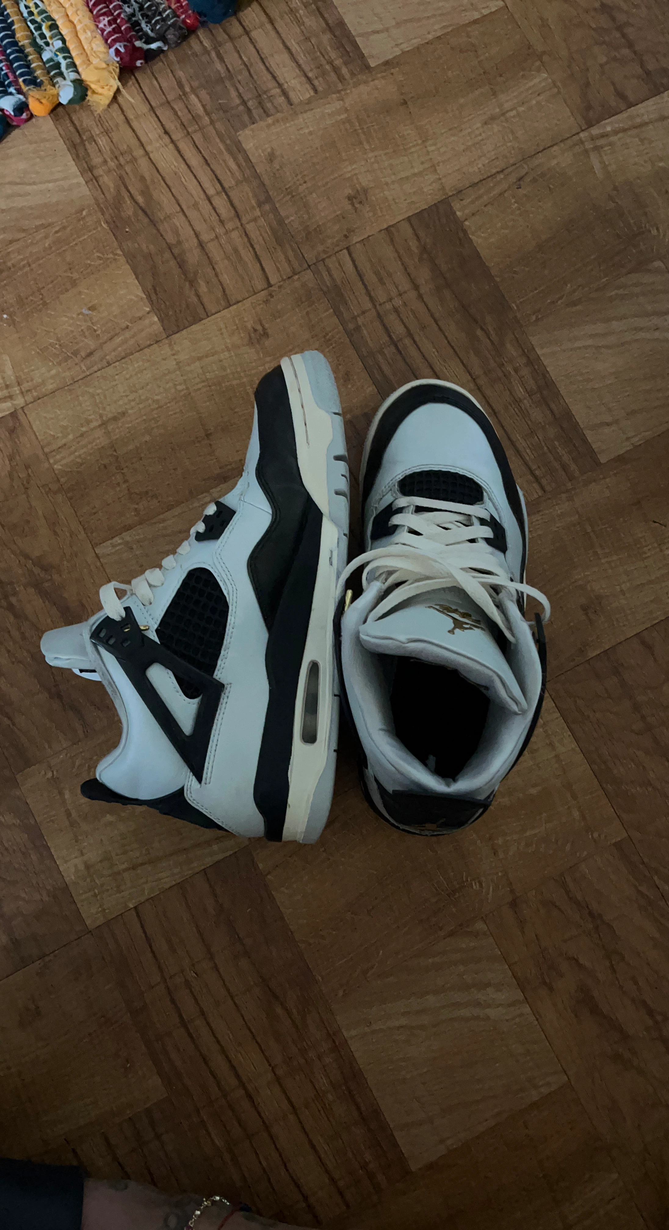 Jordan 4 Retro White Black