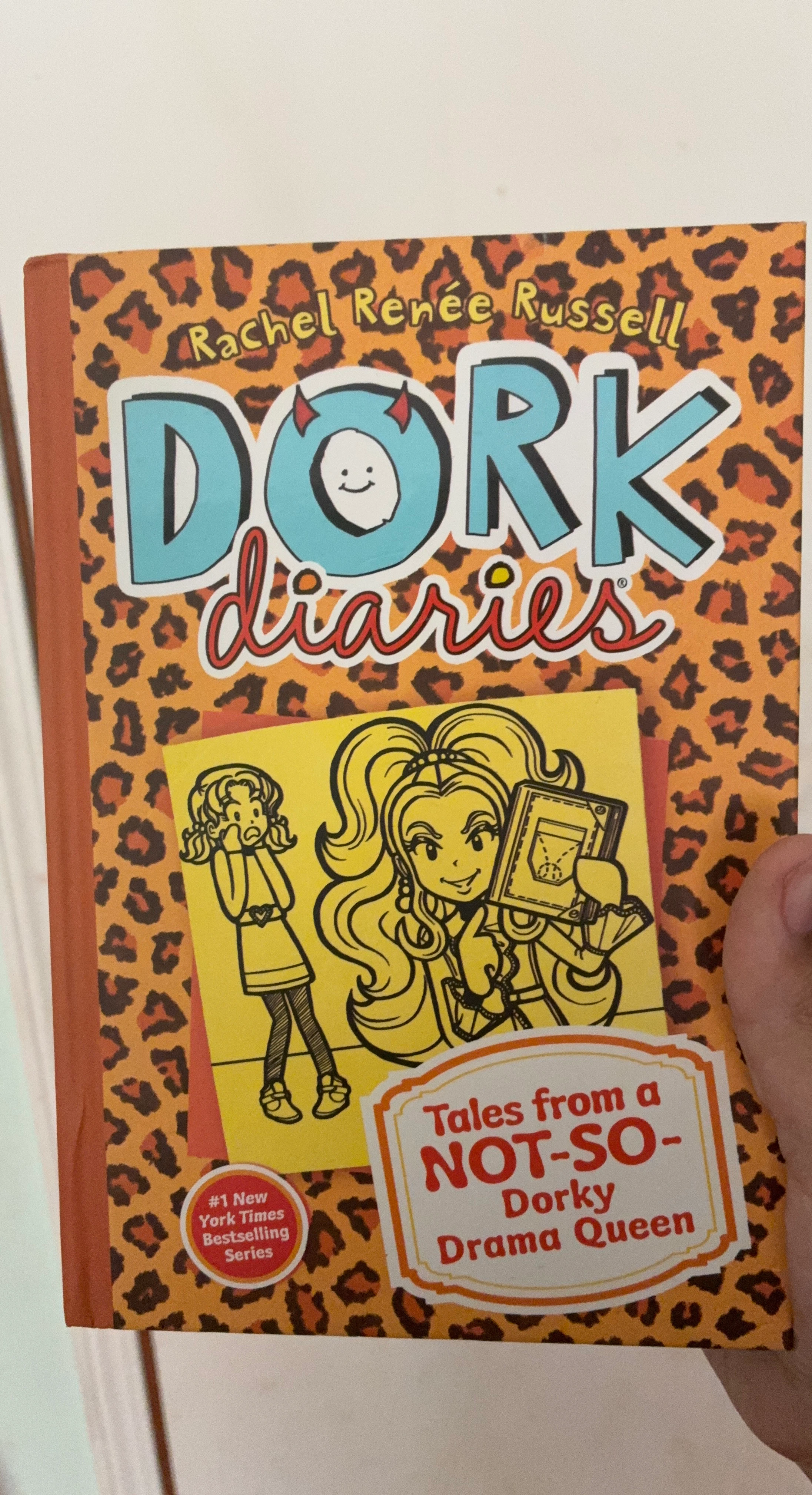 Dork Diaries: Tales from a Not-So-Dorky Drama Queen