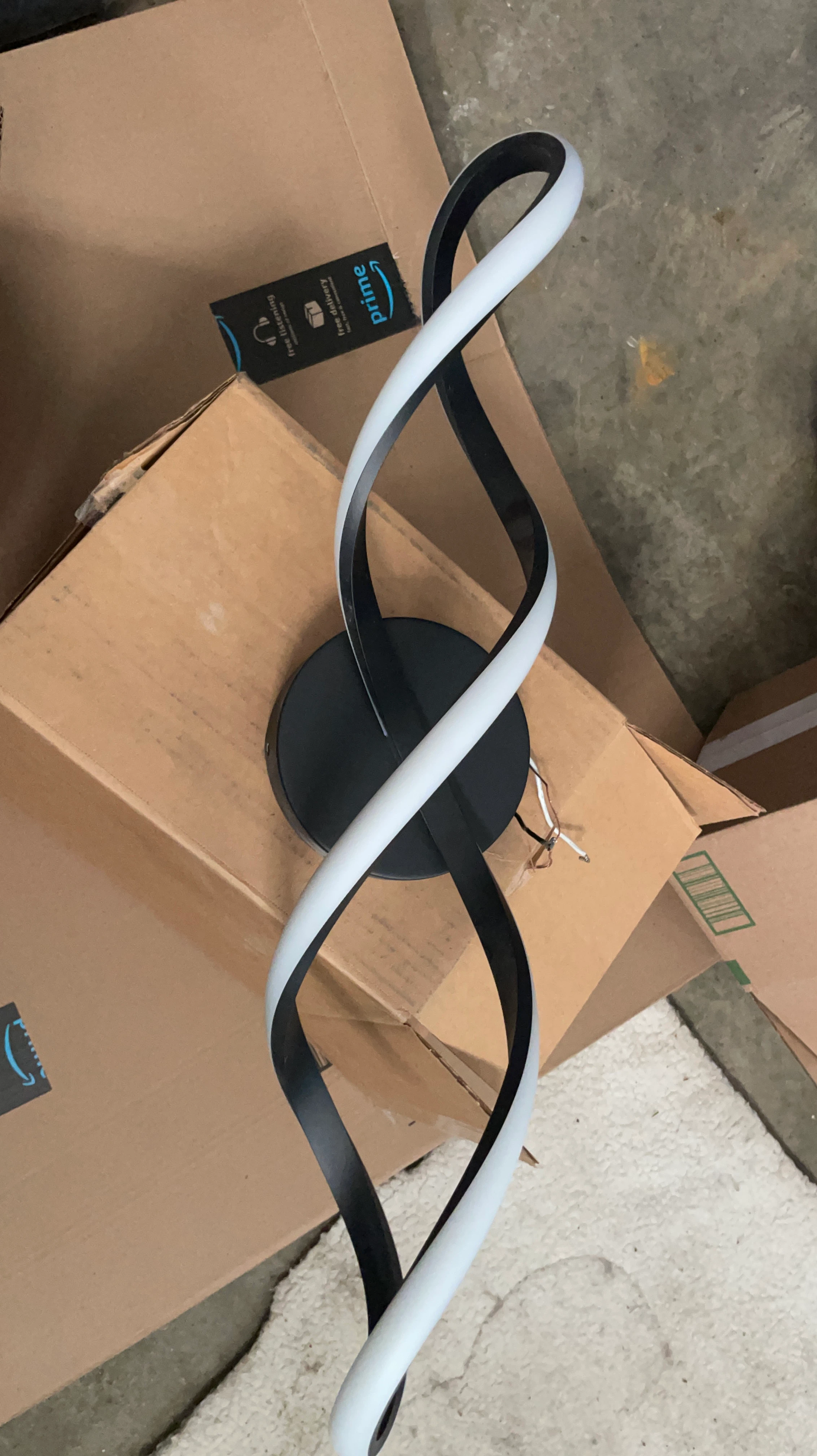 Modern LED Swirl Wall Sconce Lamp