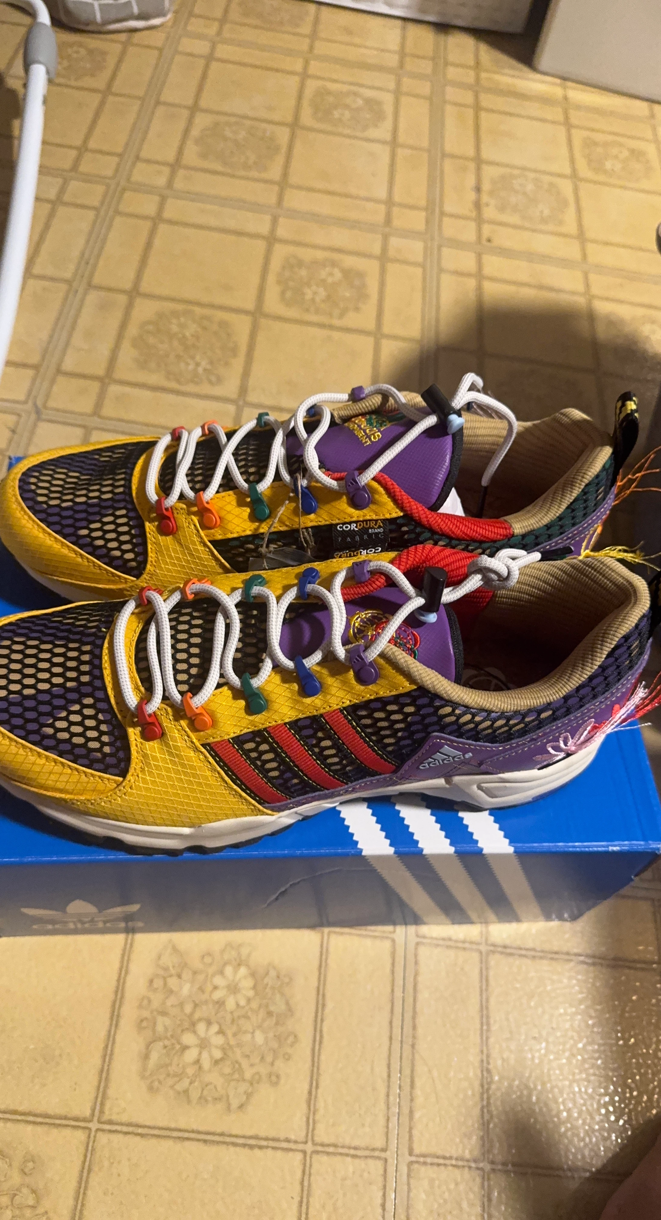 Adidas equipment support 93