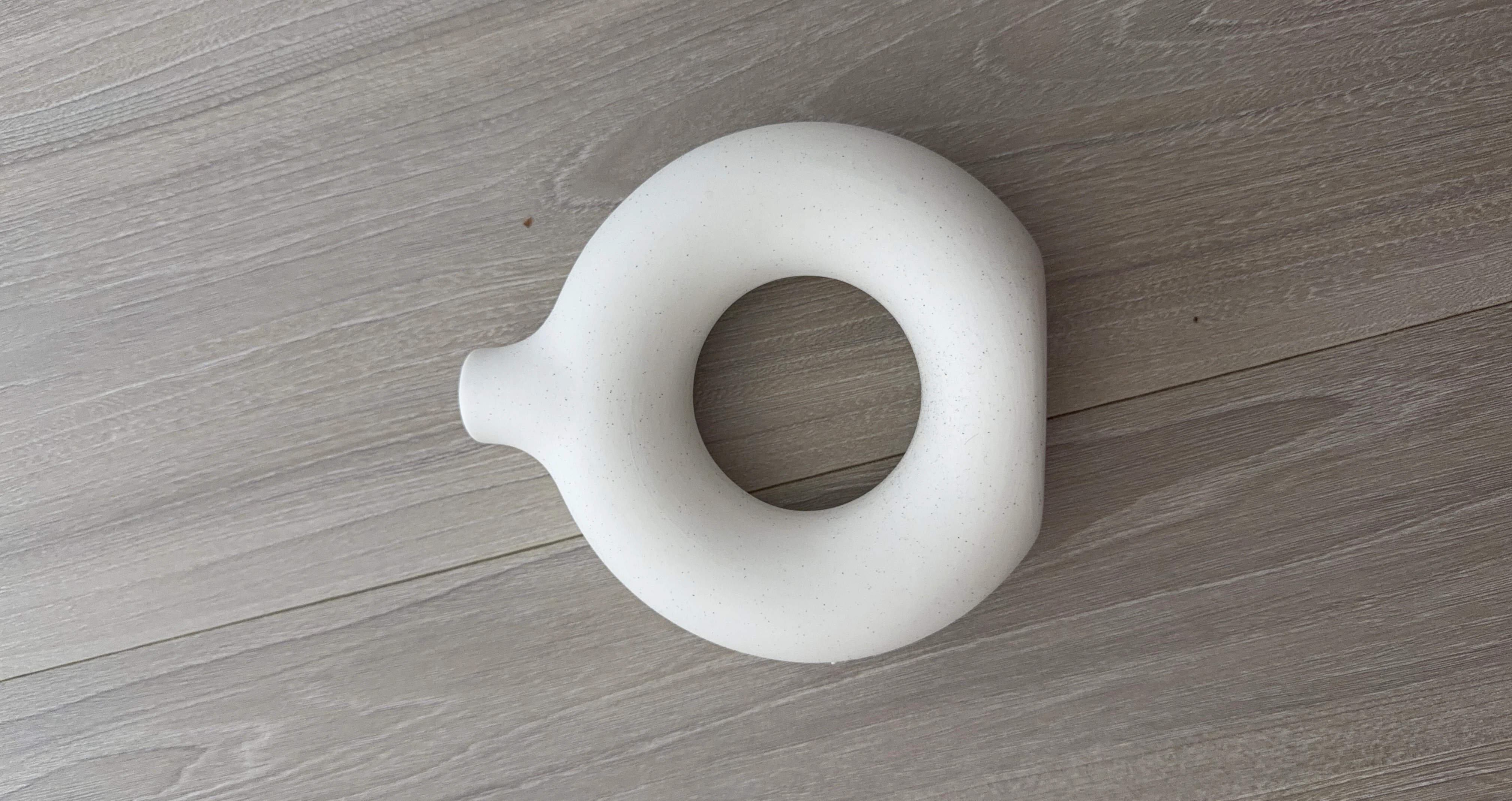 Modern White Donut Vase | Minimalist Home Décor - photo 2