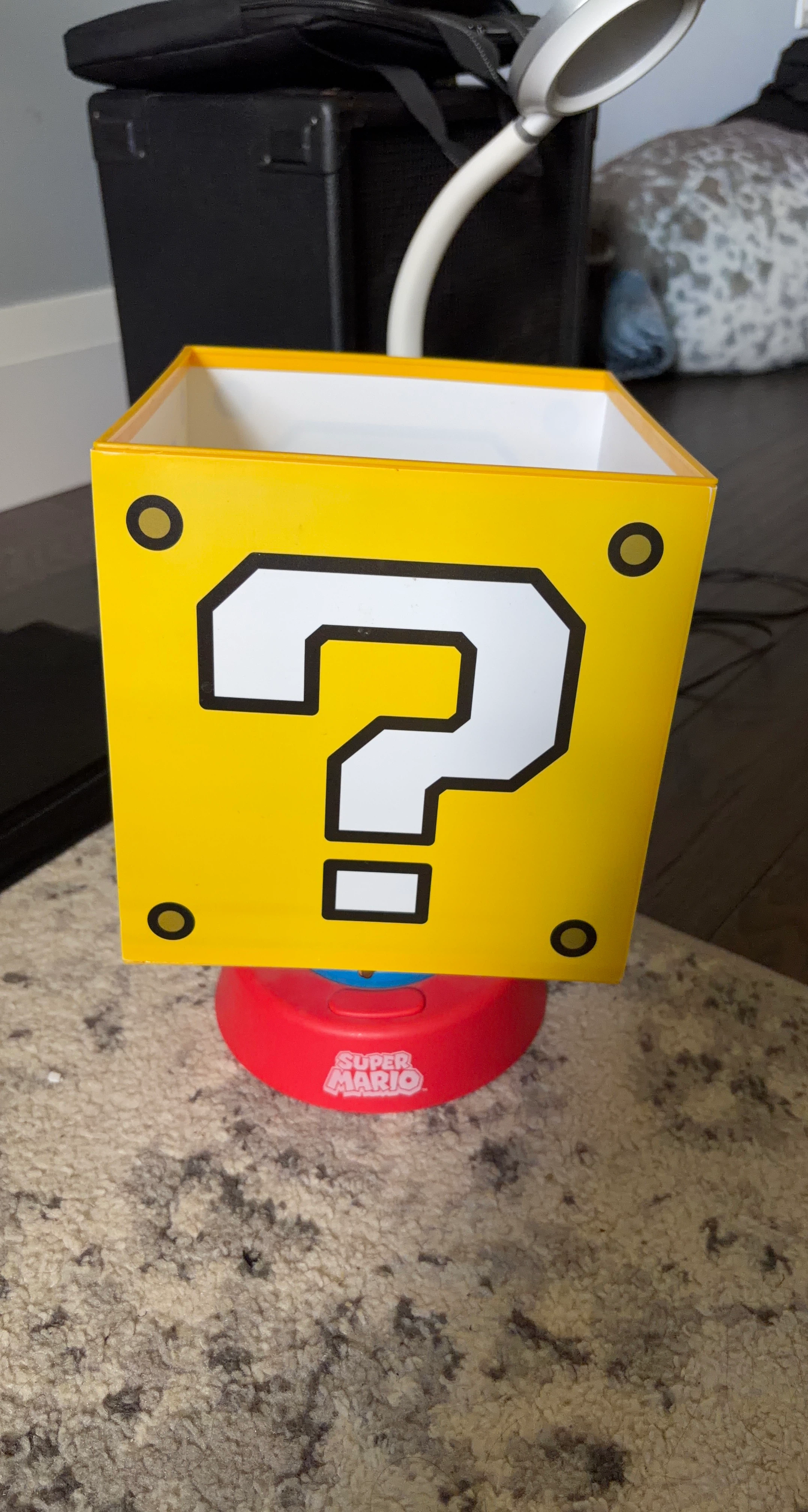 Nintendo Super Mario Question Block Lamp