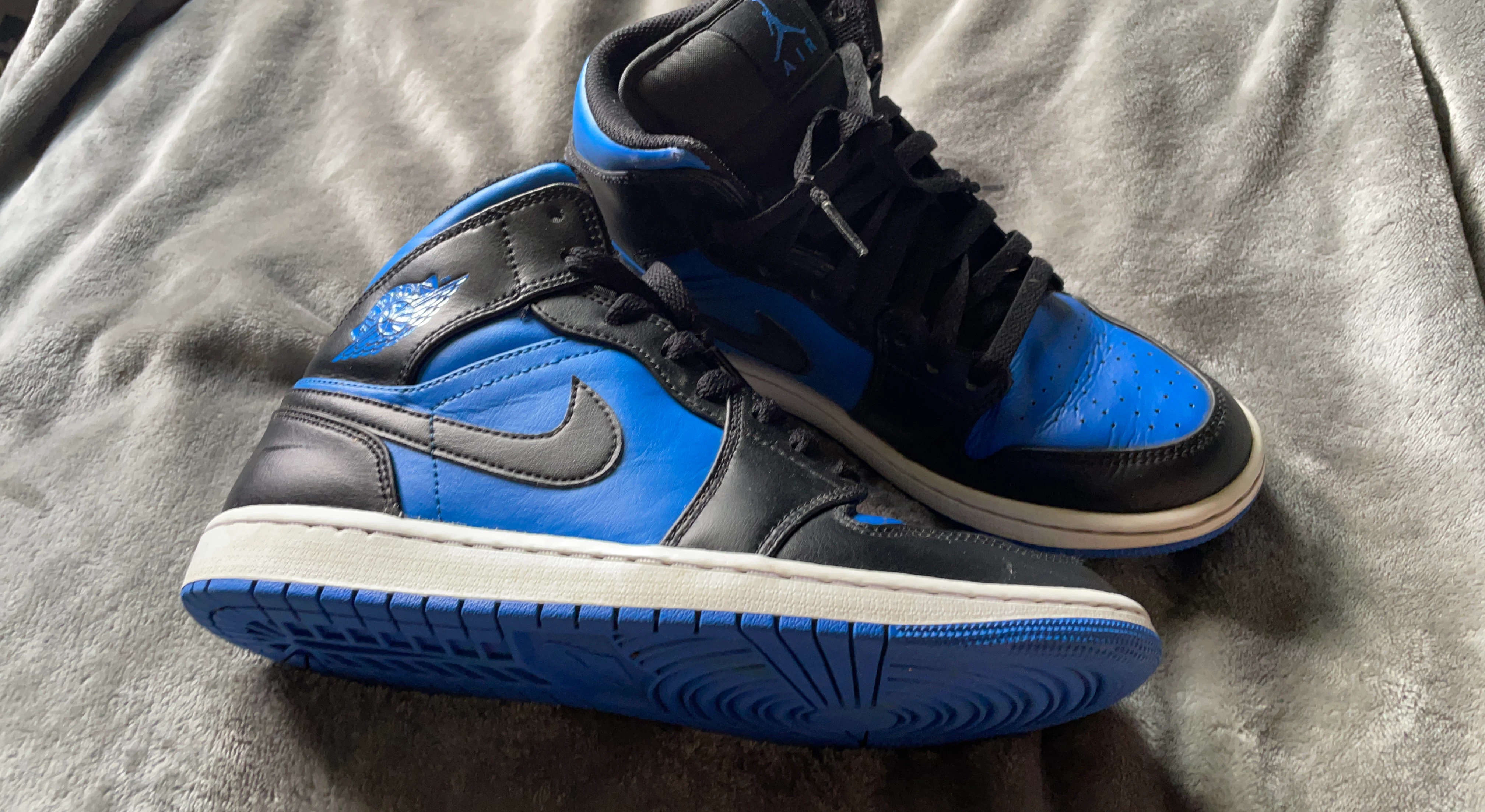 Air Jordan 1 Mid SE 'Blue'