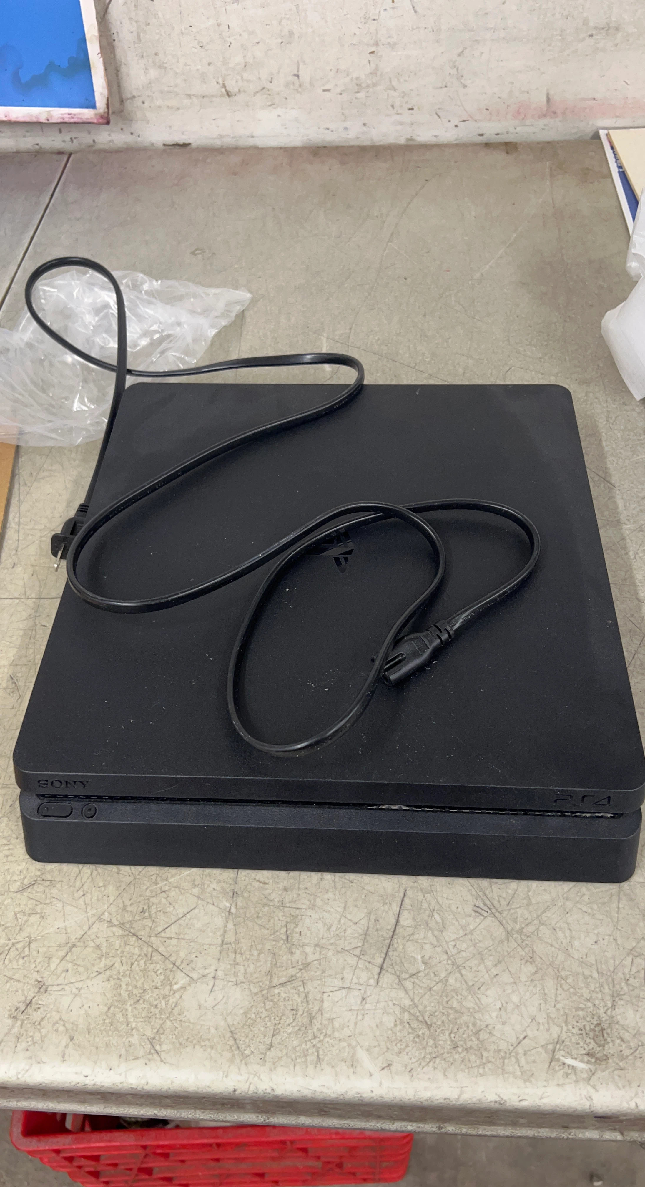 Sony PlayStation 4 Slim