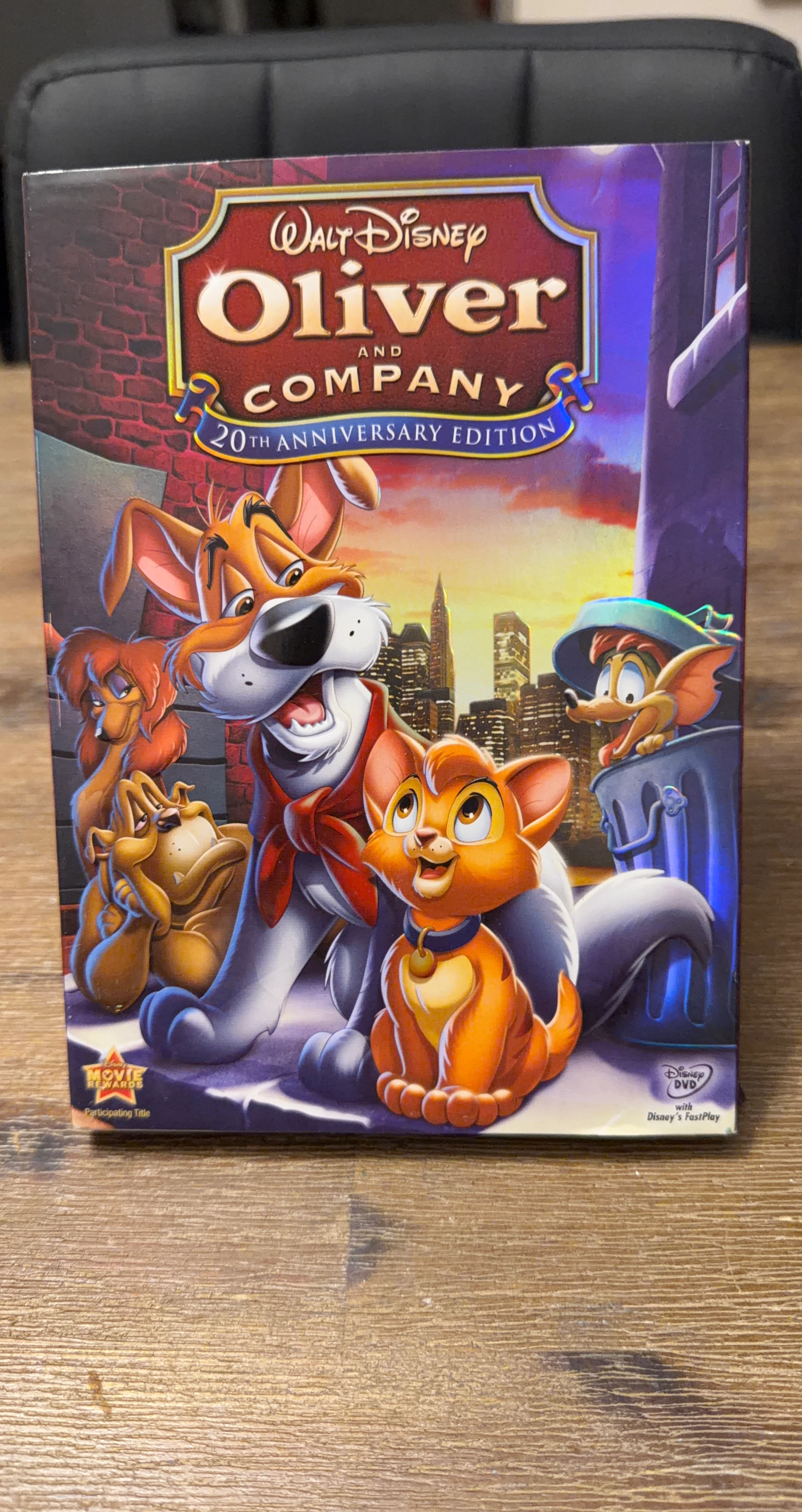 Walt Disney Oliver & Company 20th Anniversary Edition DVD