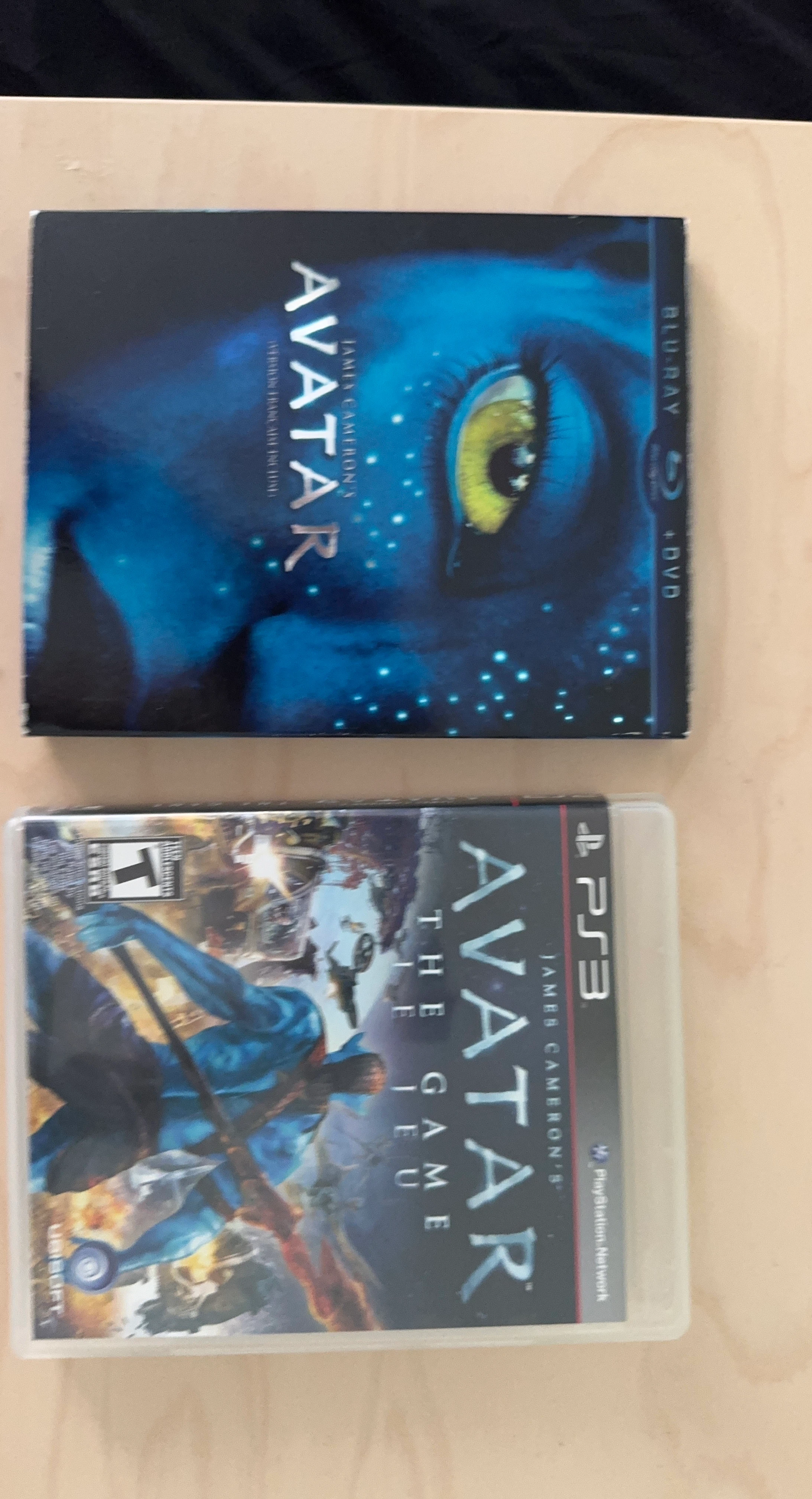 Avatar Blu-Ray + DVD & PS3 Game