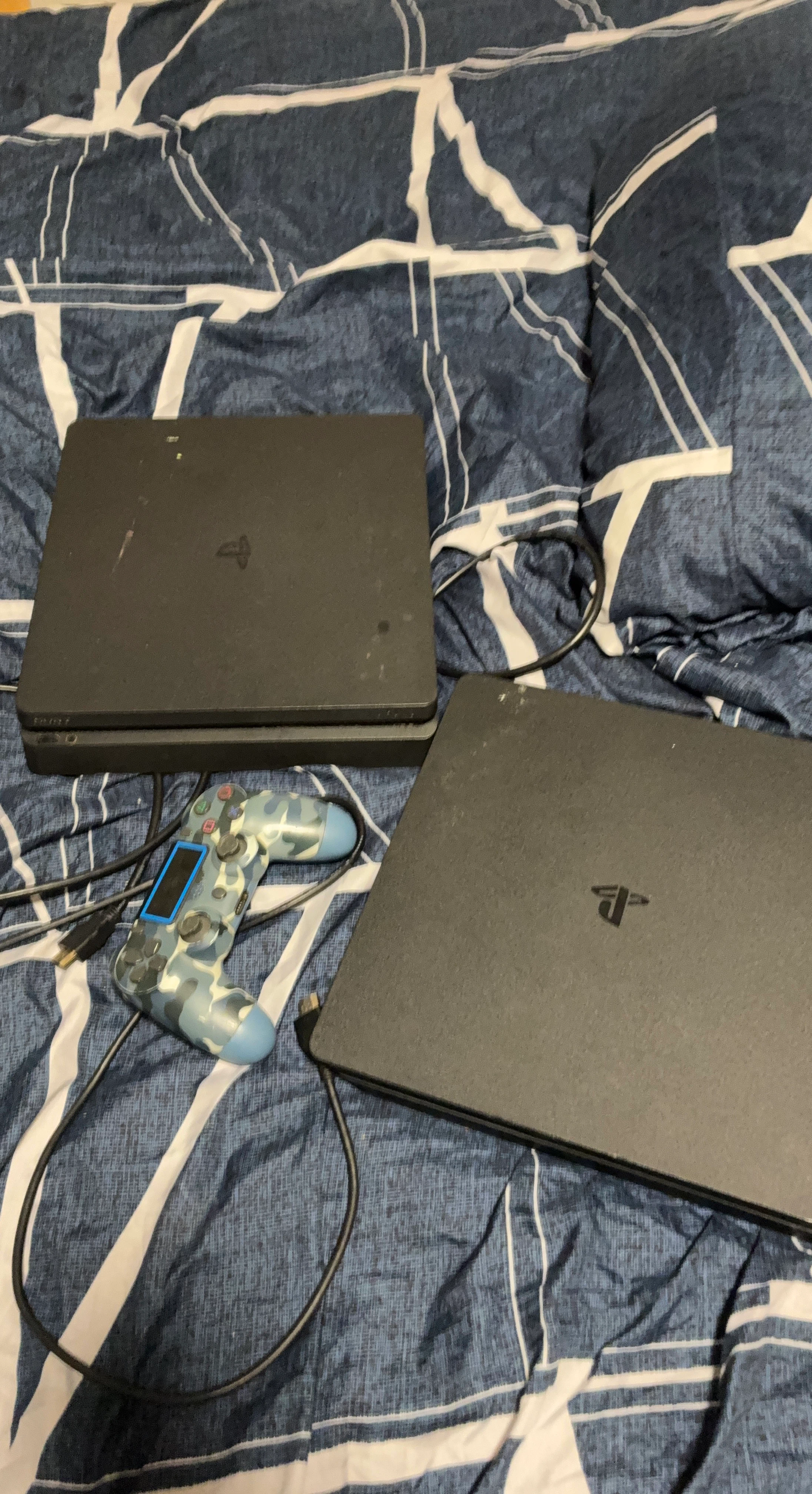Sony PlayStation 4 Slim Console with Controller