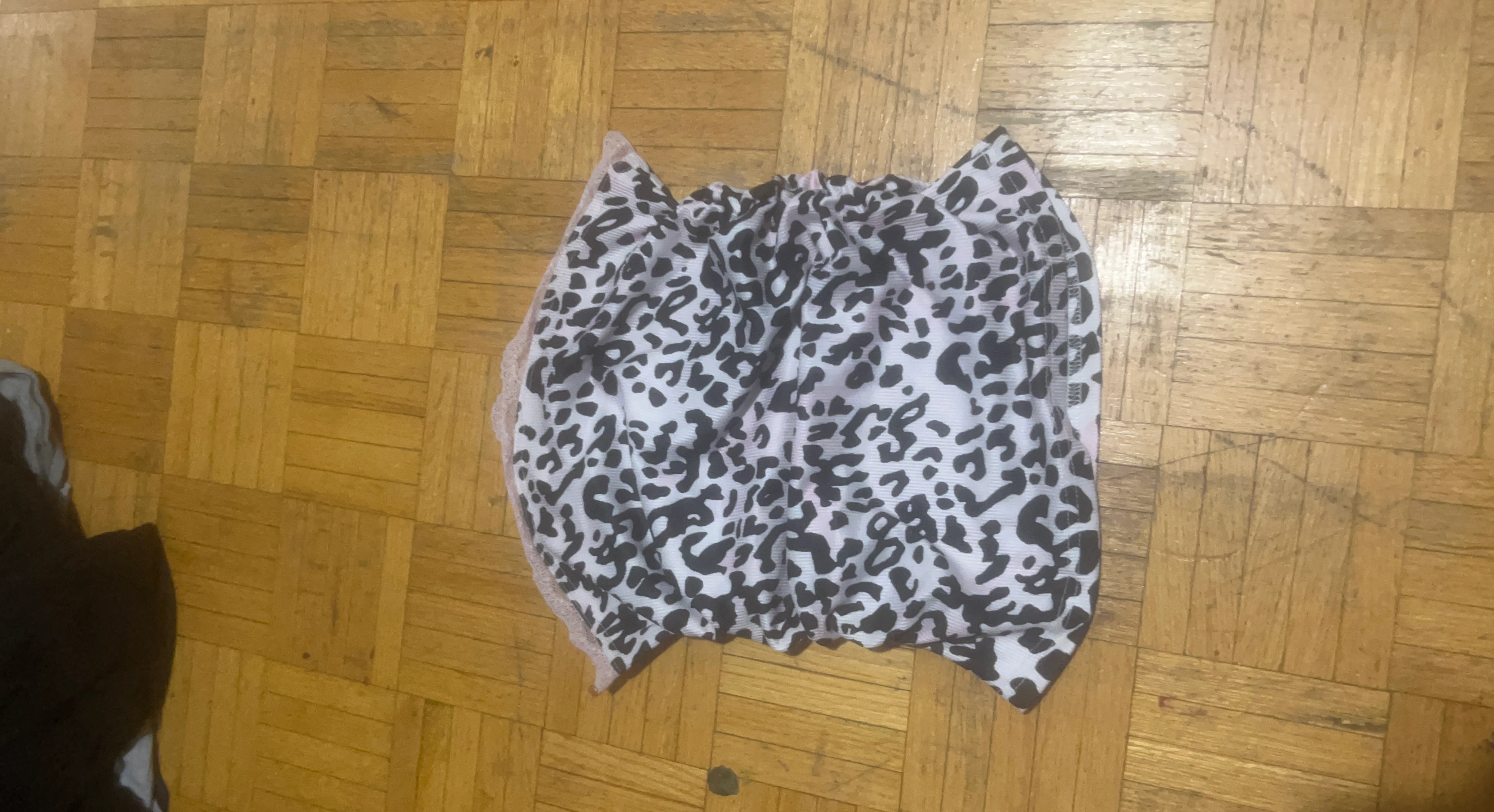 Leopard print ruffle top