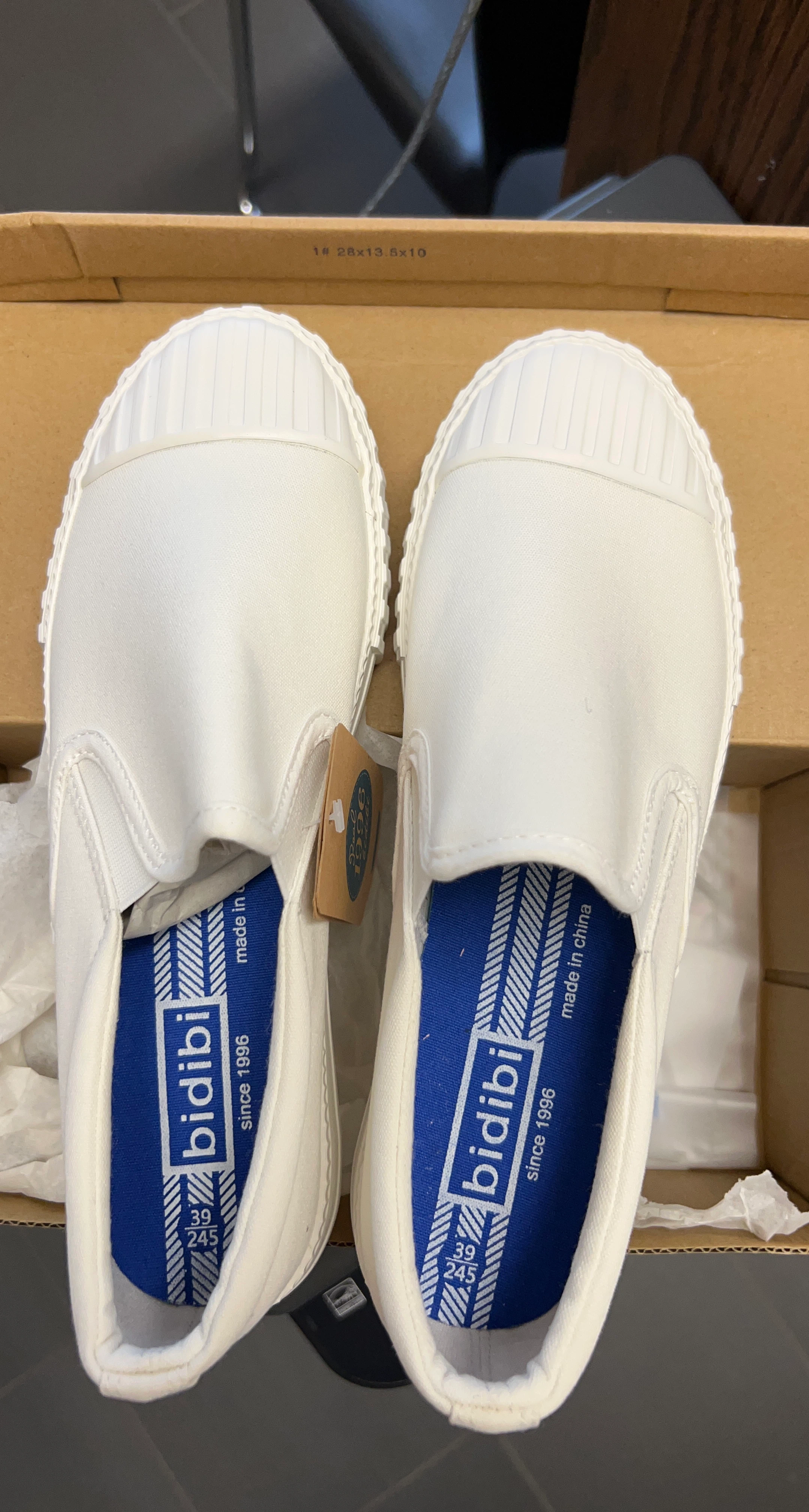 Bidibi White Slip-On Canvas Shoes - Size 39