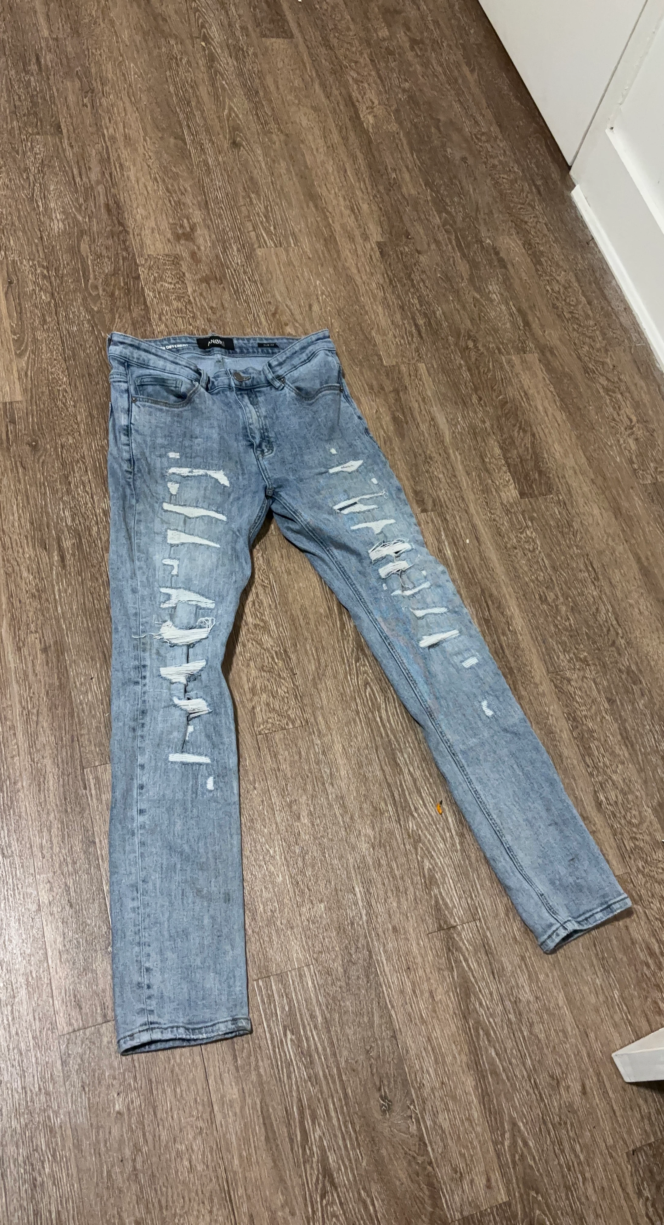 ANOMALY Distressed Light Wash Slim Fit Jeans Size 30