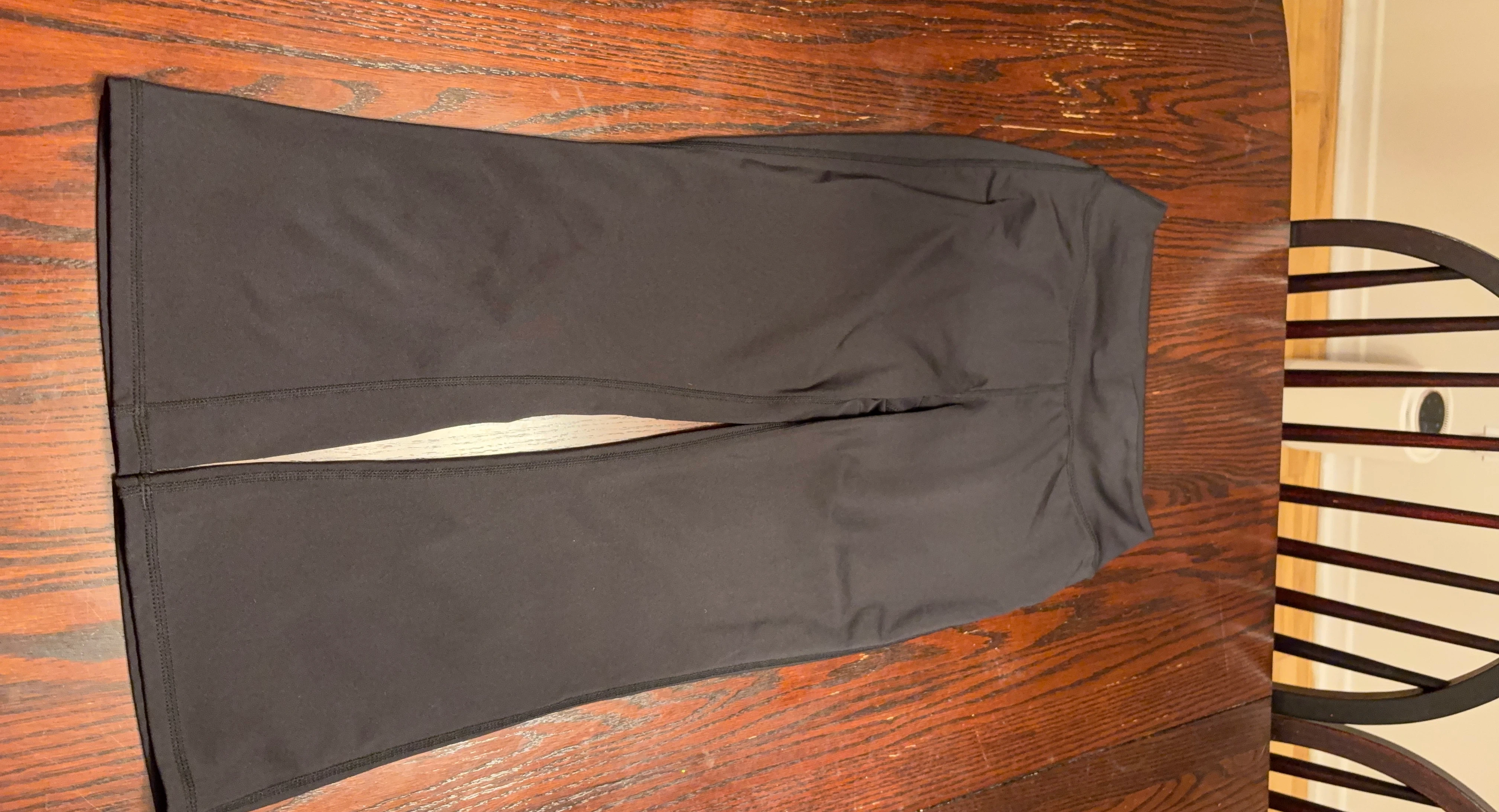 Joe fresh cropped black leggings