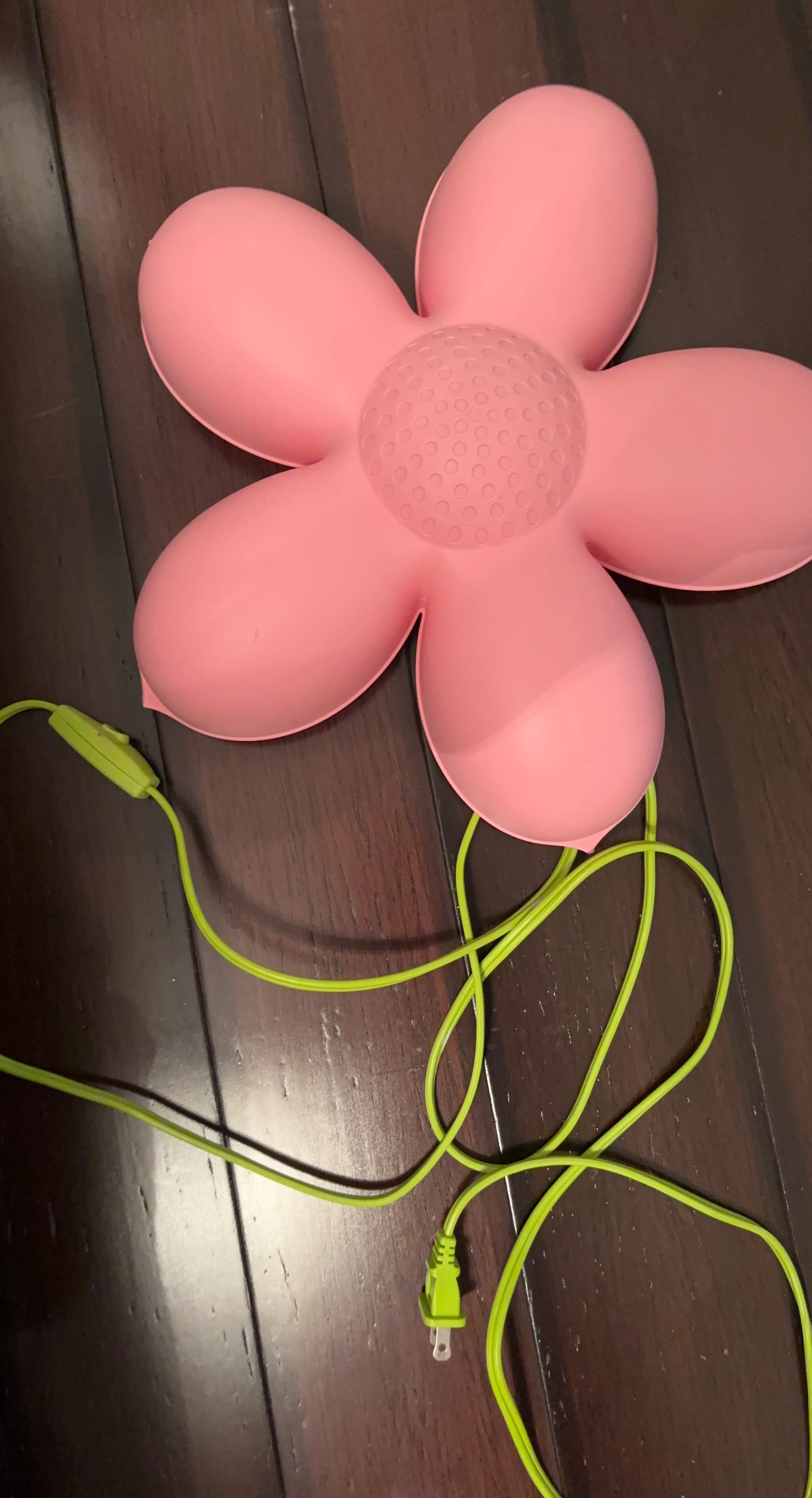 Flower Light with Green Cord