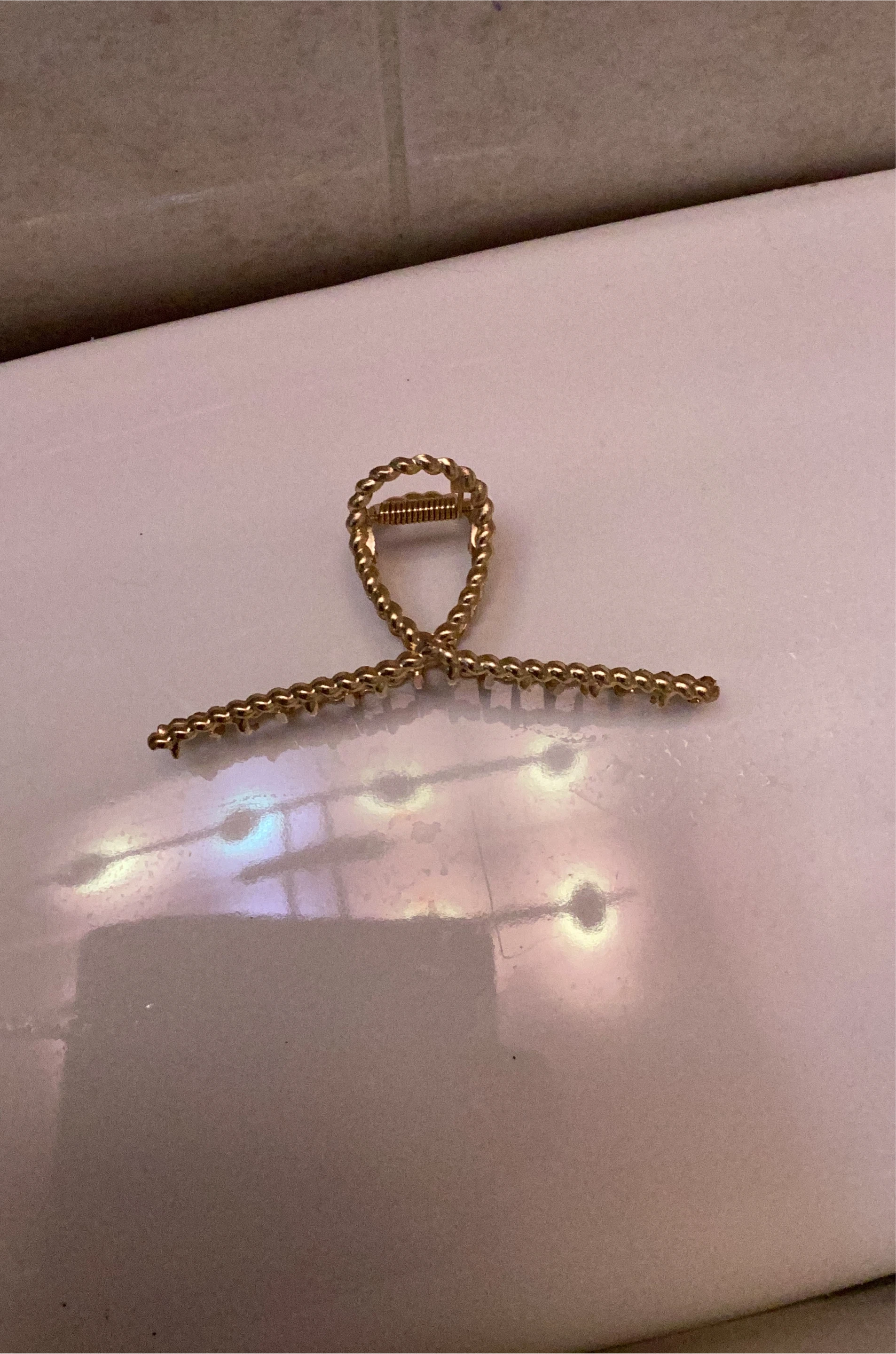 Gold Twisted Claw Clip