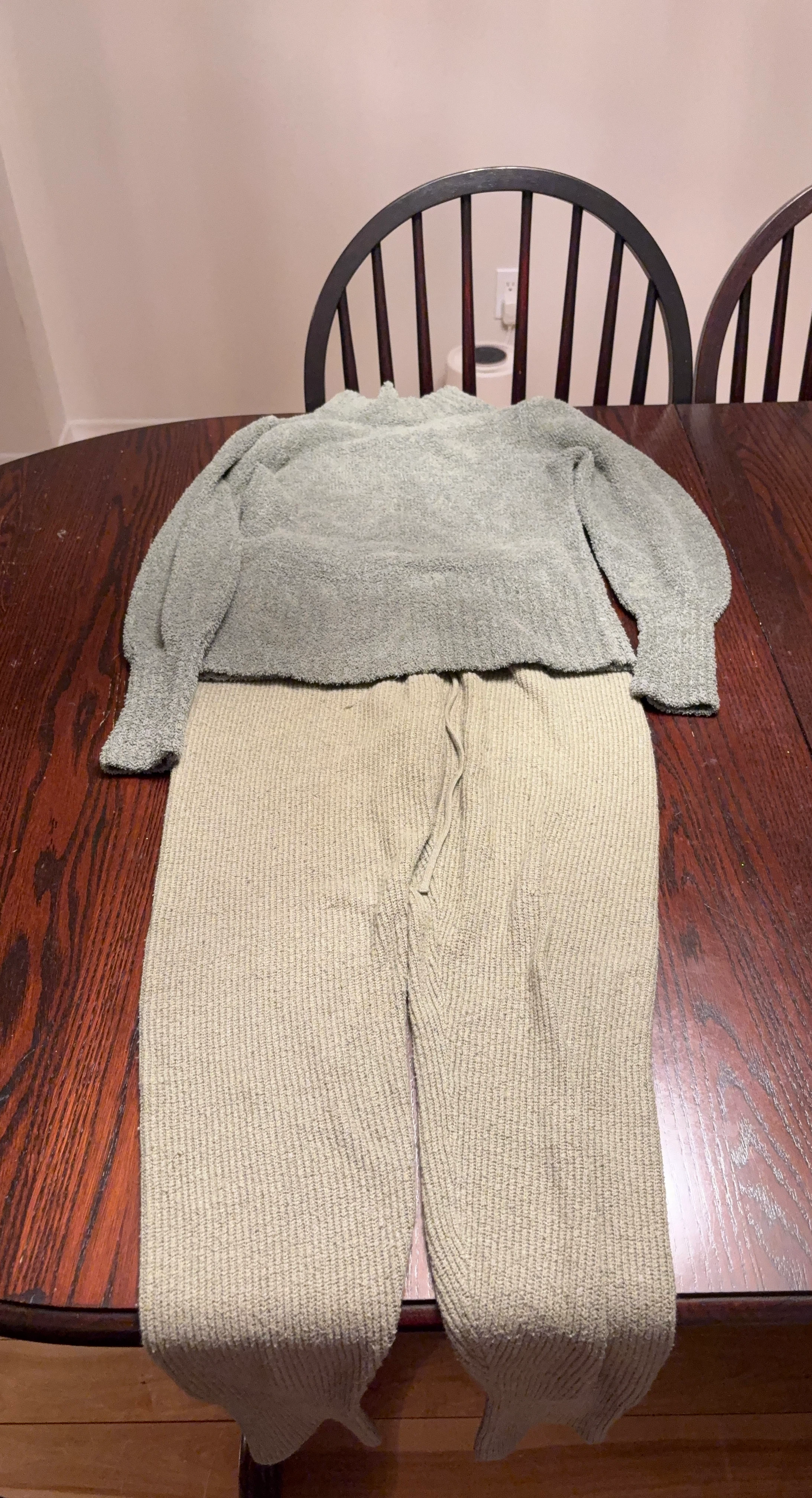 Knitted Sweater and Pants Set American Eagle