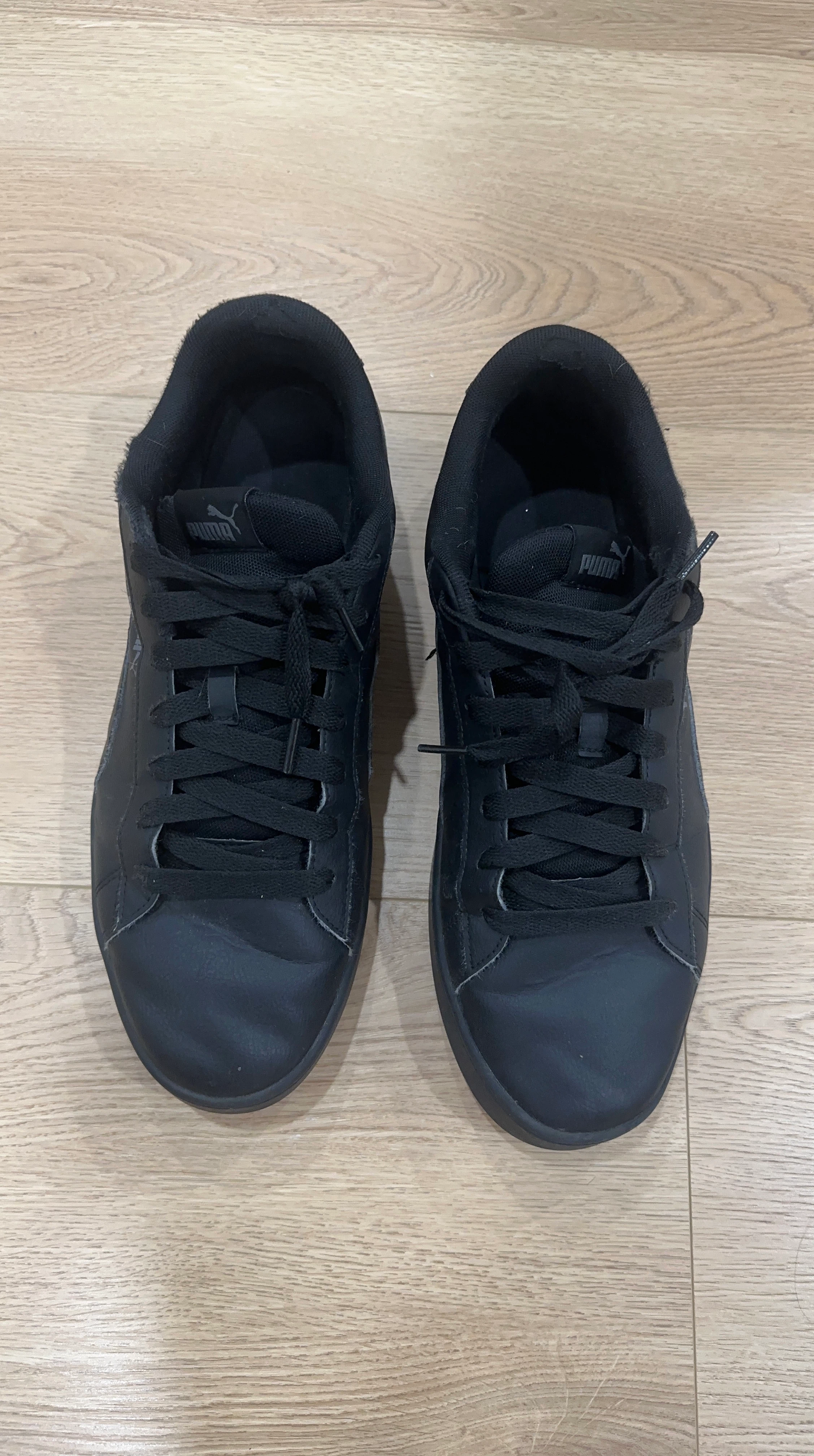 Black Puma Sneakers
