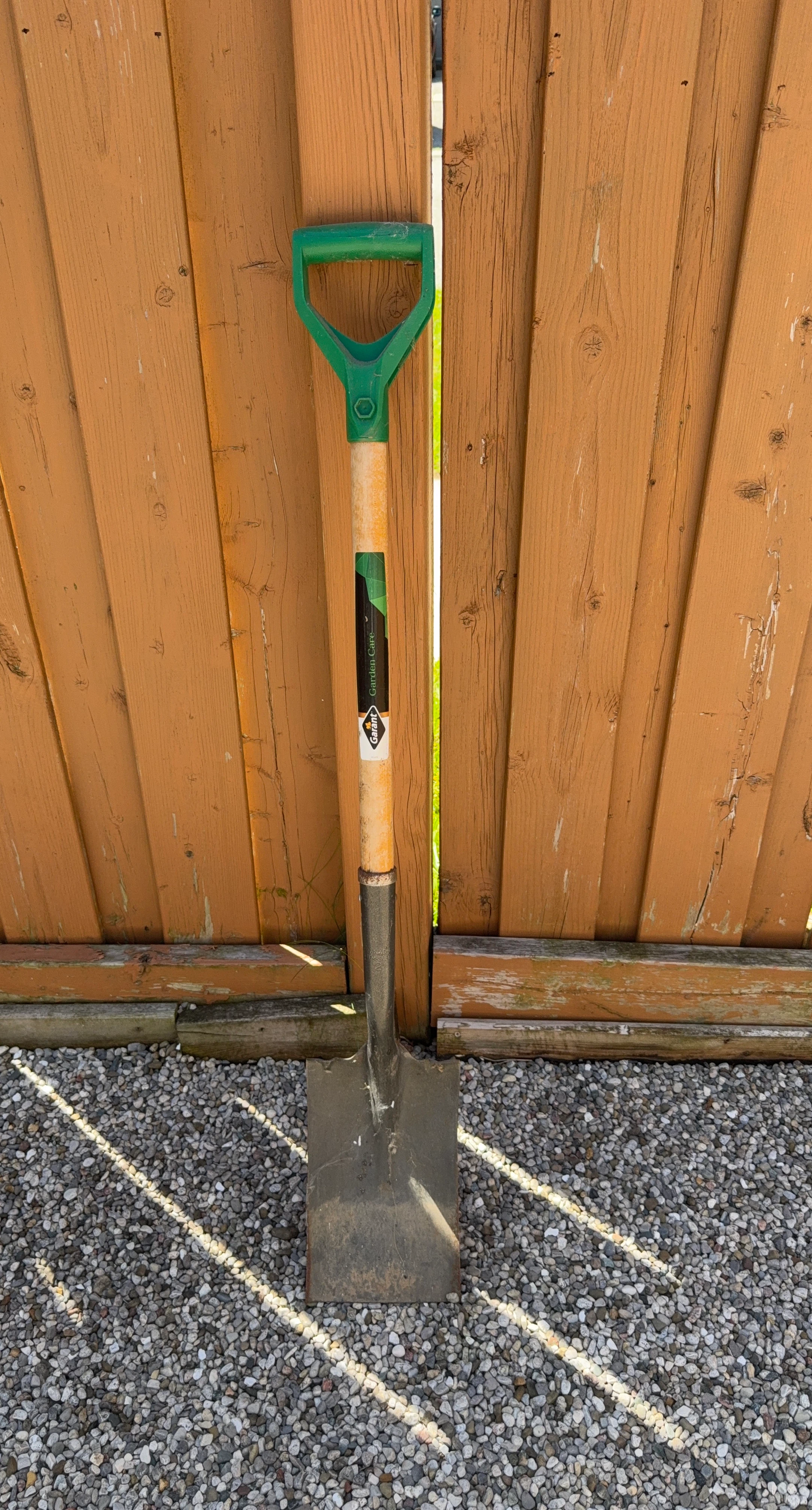 Garant Garden Shovel