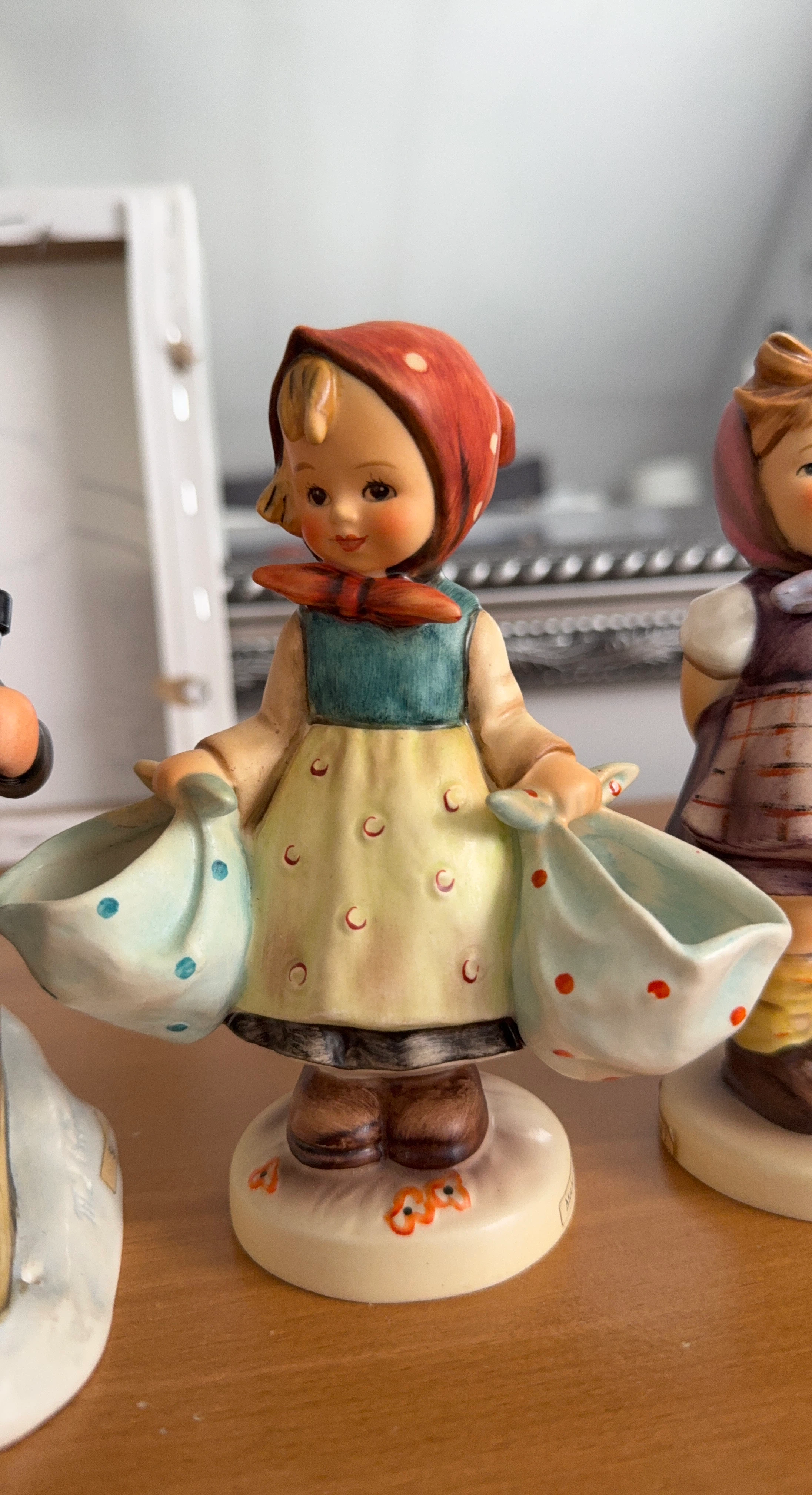 Hummel Goebel "Little Gardener" Figurine