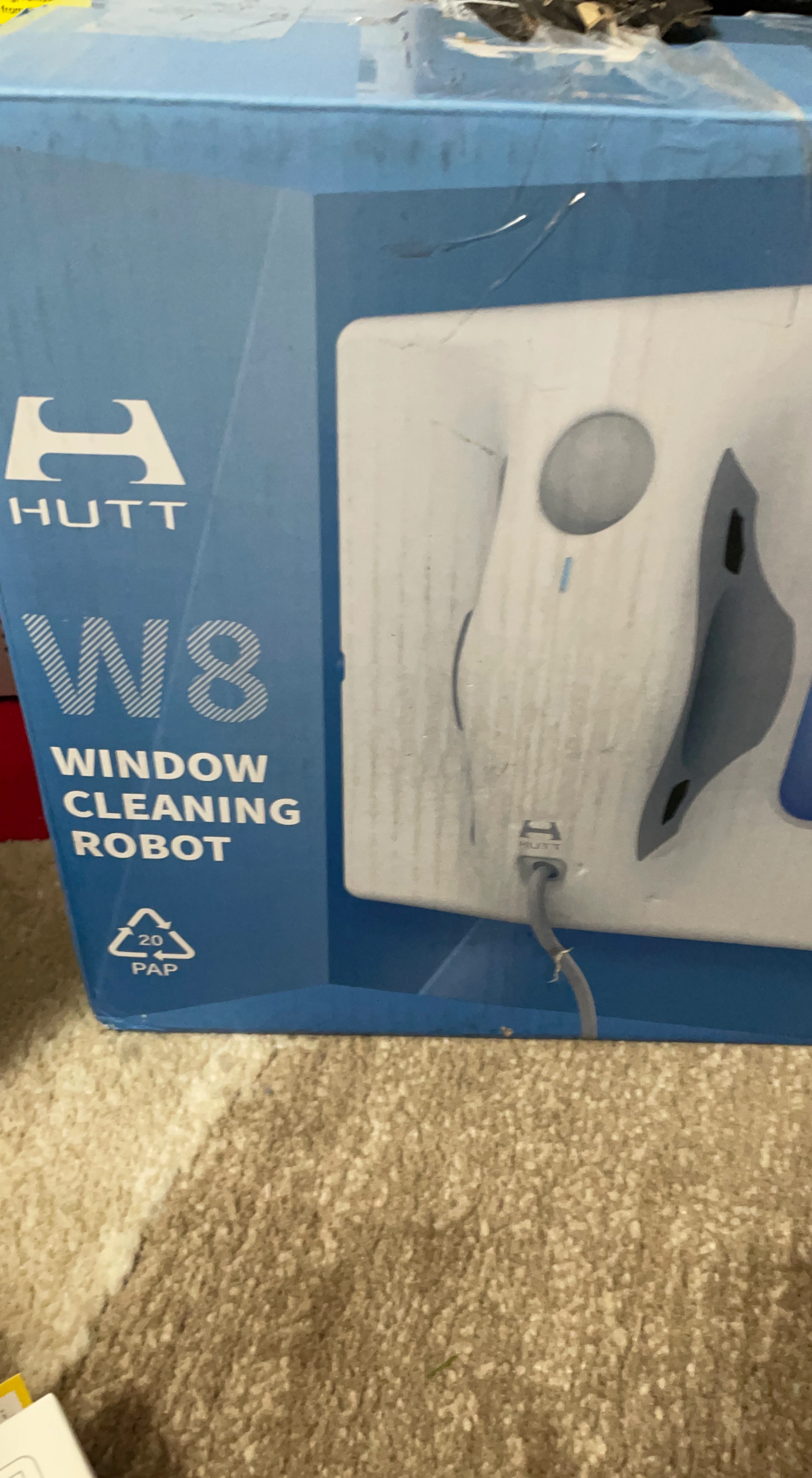 HUTT W8 Window Cleaning Robot
