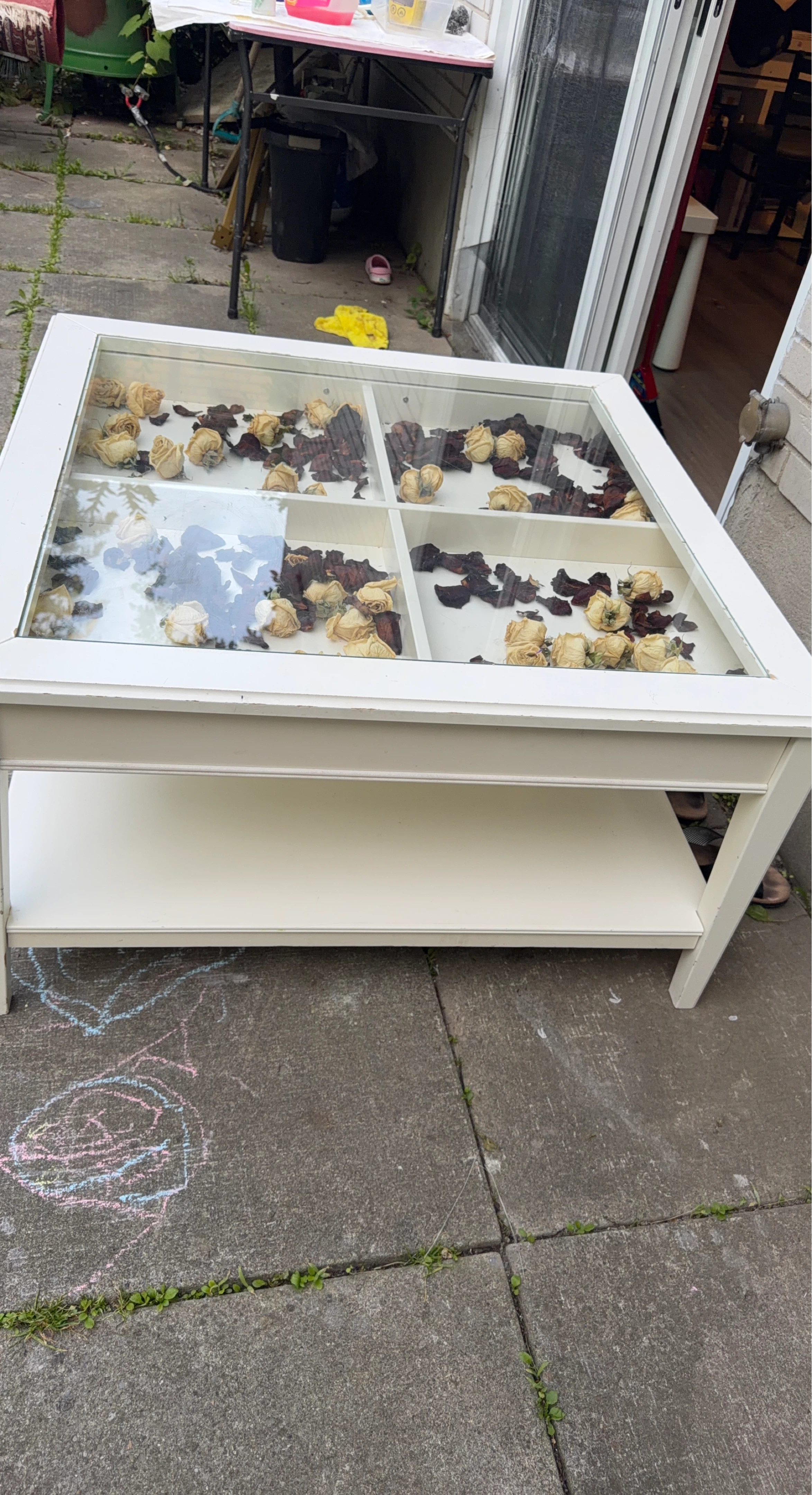 White Coffee Table with Glass Top and Dried Flowers