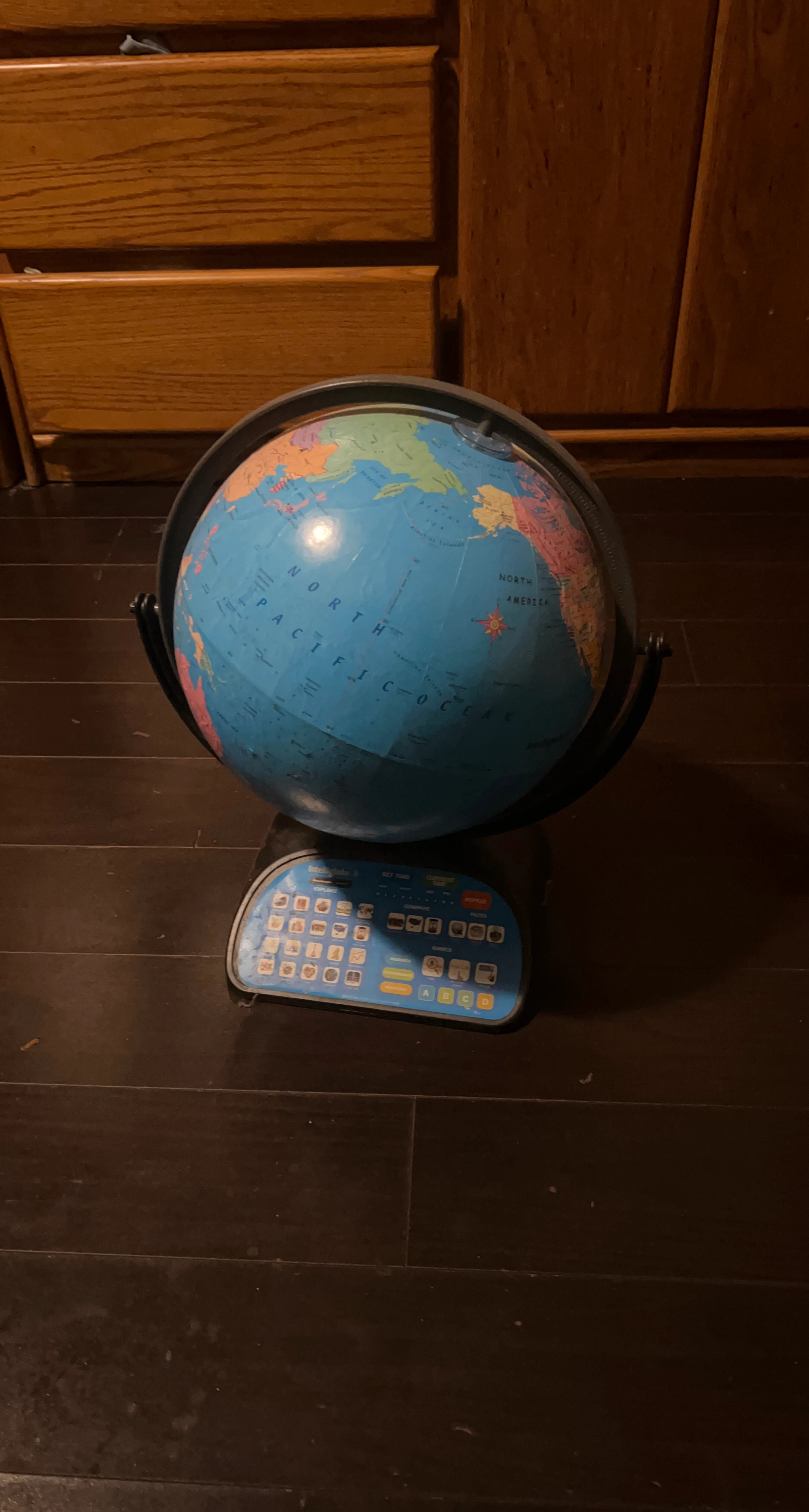 LeapFrog Quantum Leap Globe