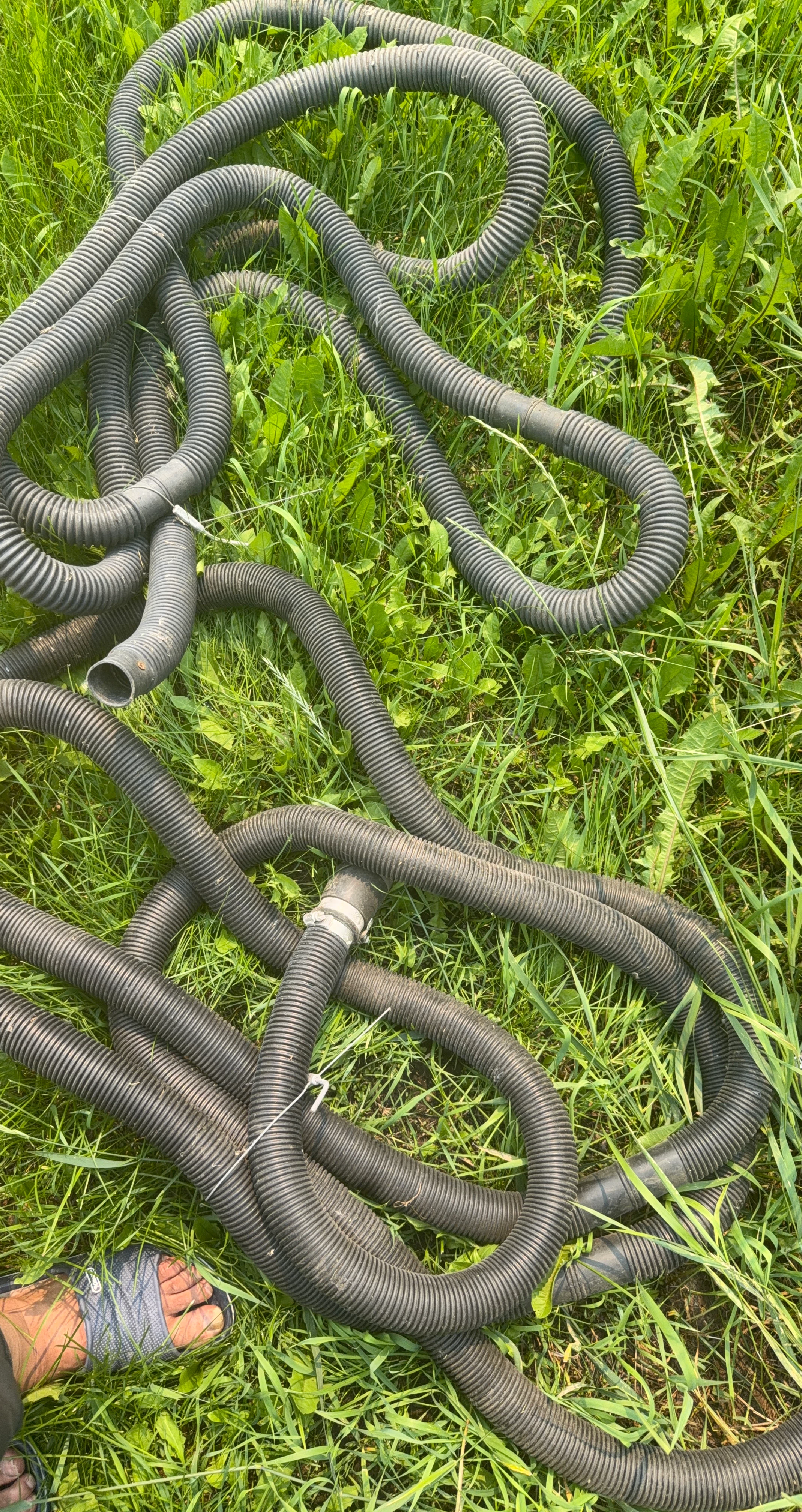 Black Corrugated Flexible Hose