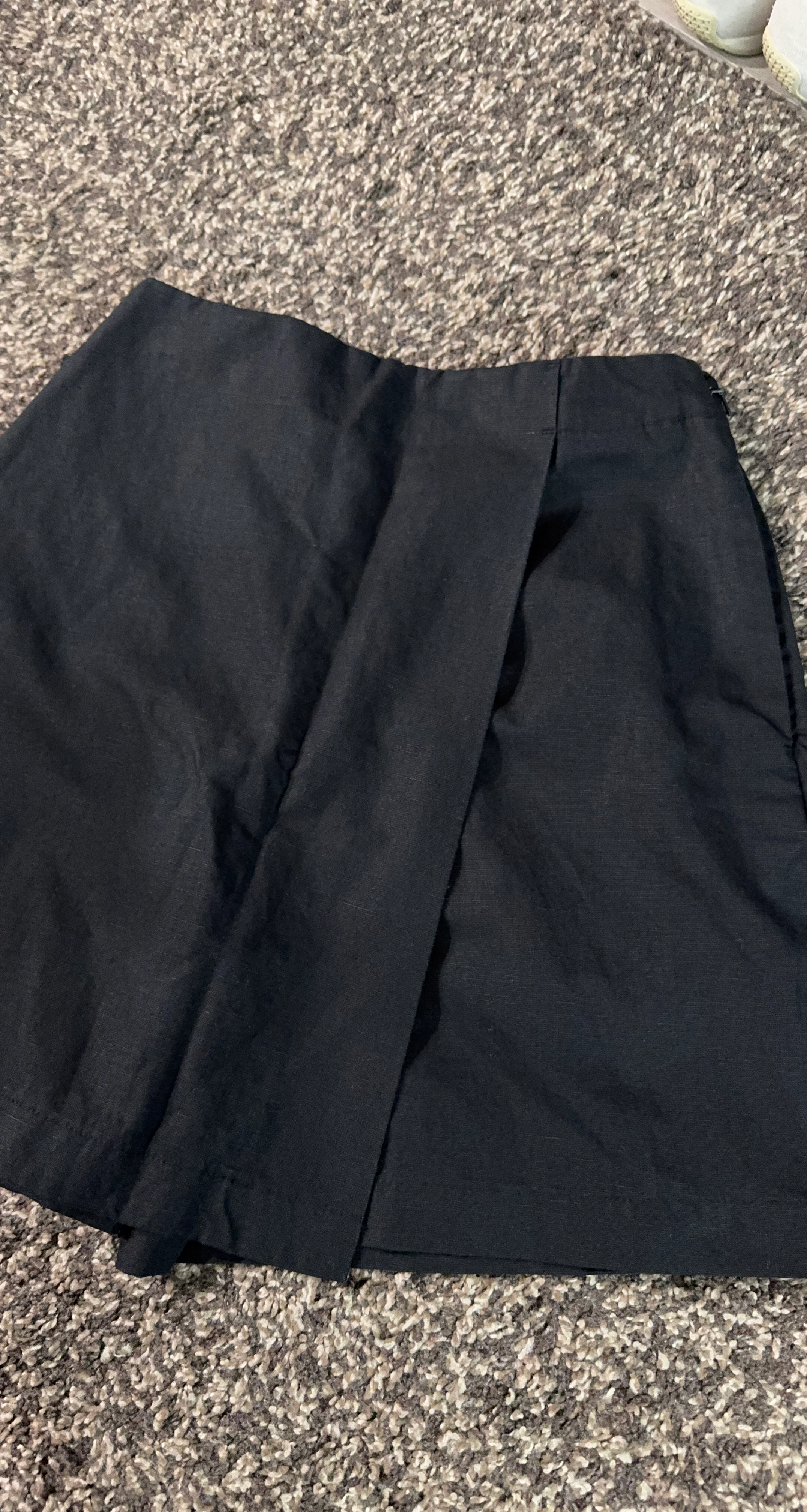 UNIQLO Black Wrap Skort Size S