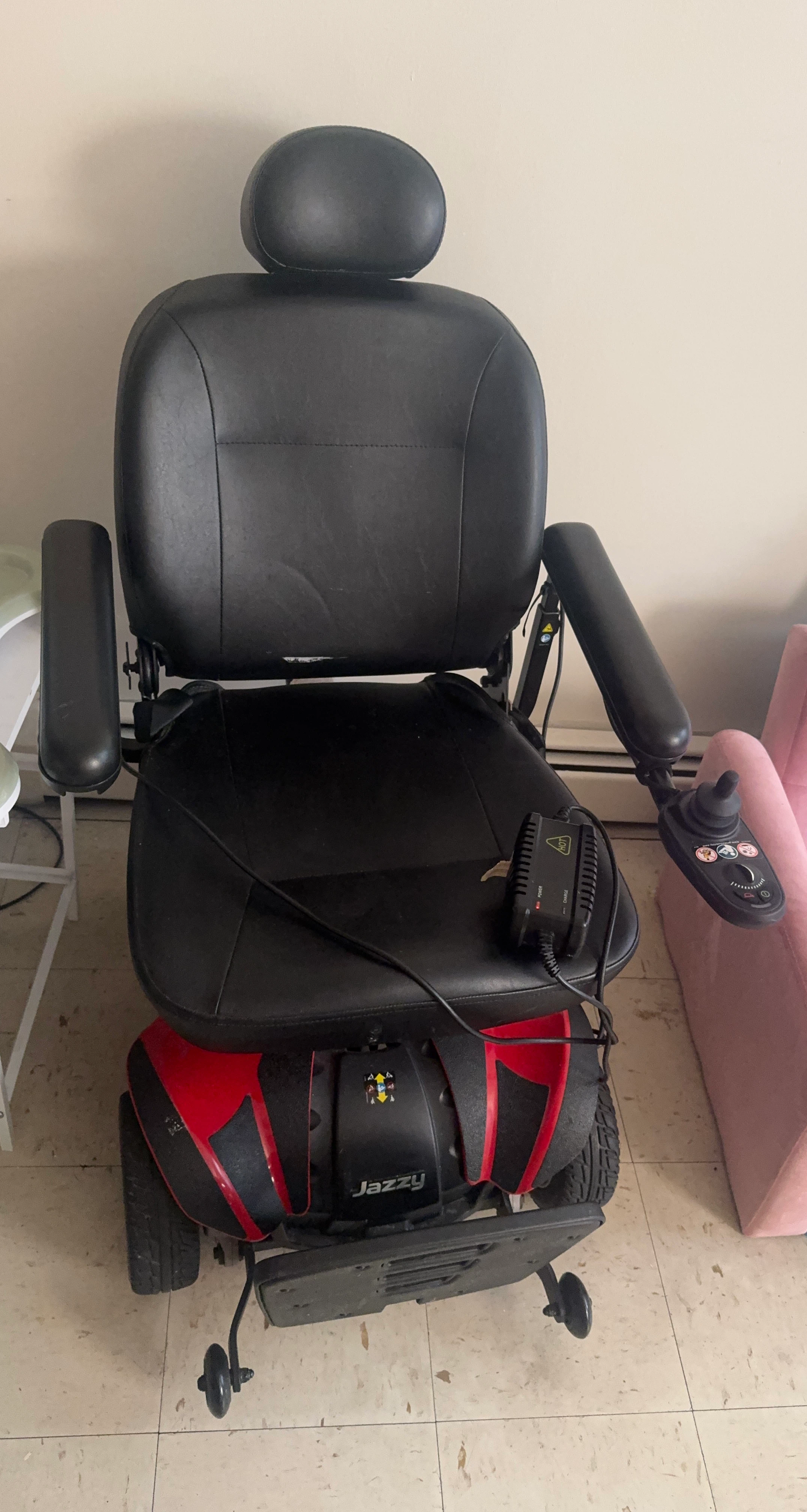 Pride Jazzy Power Wheelchair