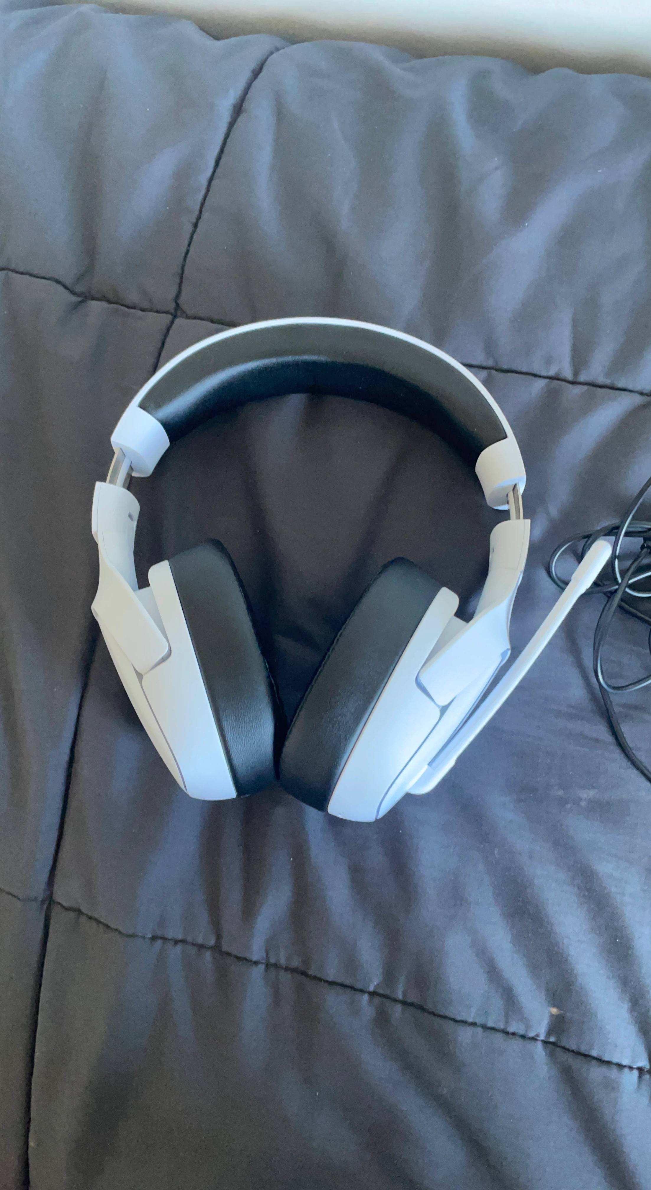 White Gaming Headset with Microphone