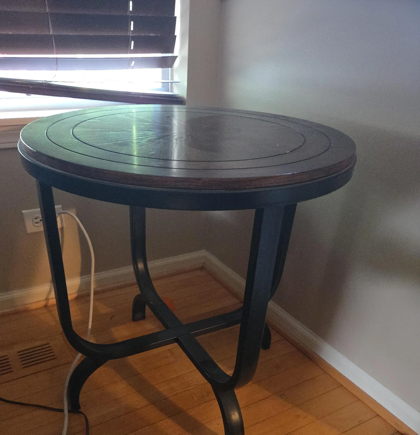 2 Round Top Accent Table