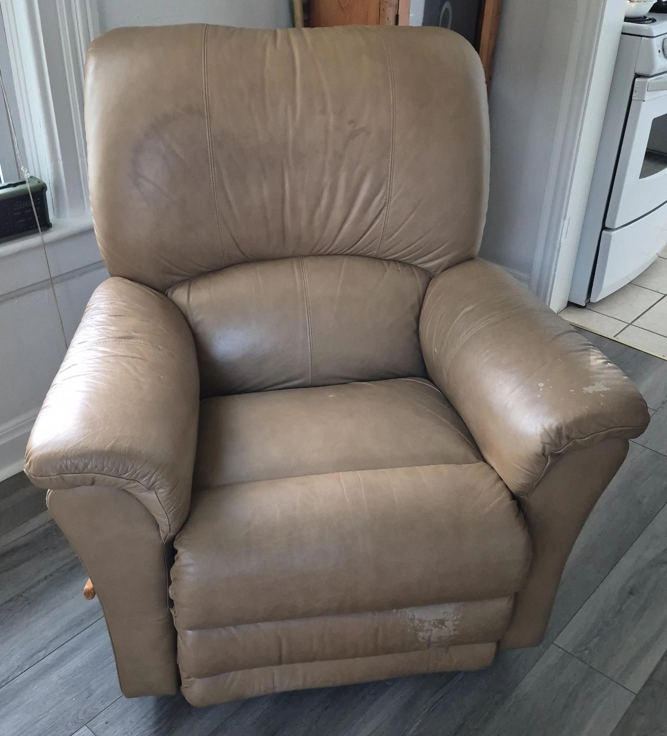 La-Z-Boy Recliner - Tan Leather