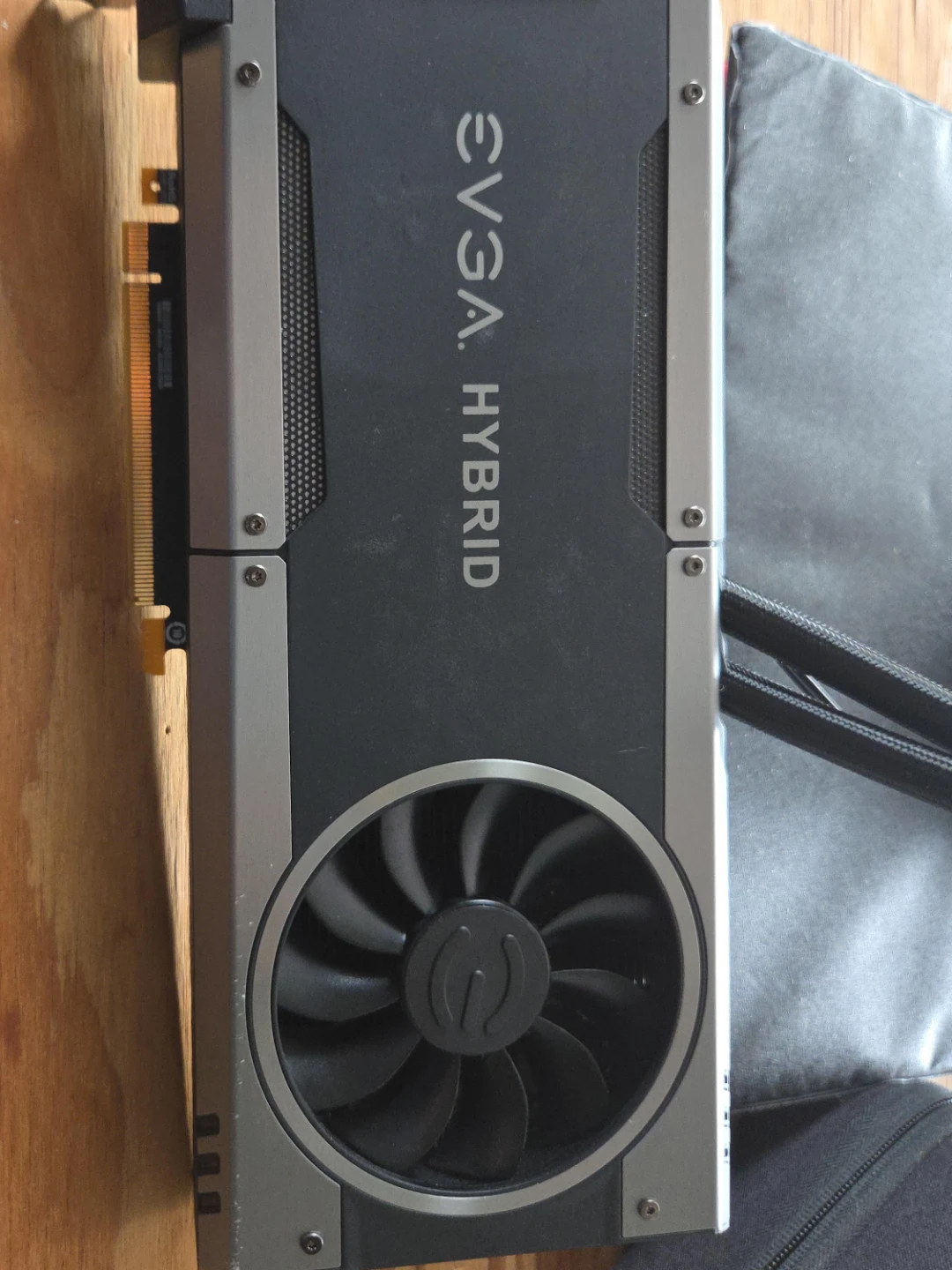 EVGA GeForce GTX 1070 HYBRID Graphics Card