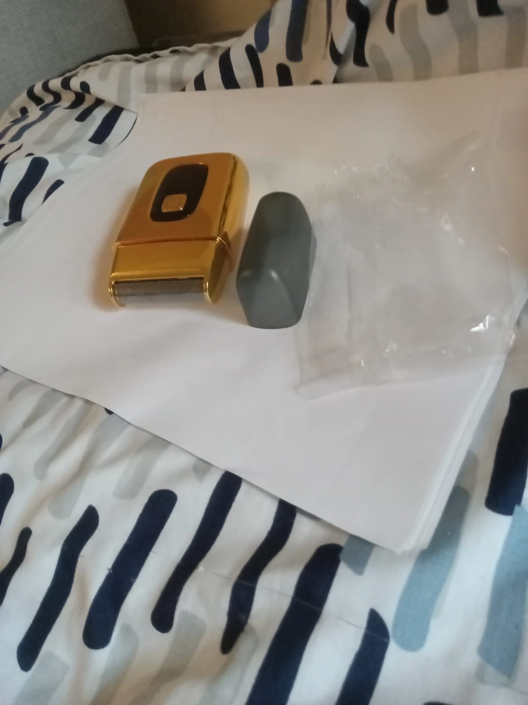 Gold Electric Shaver