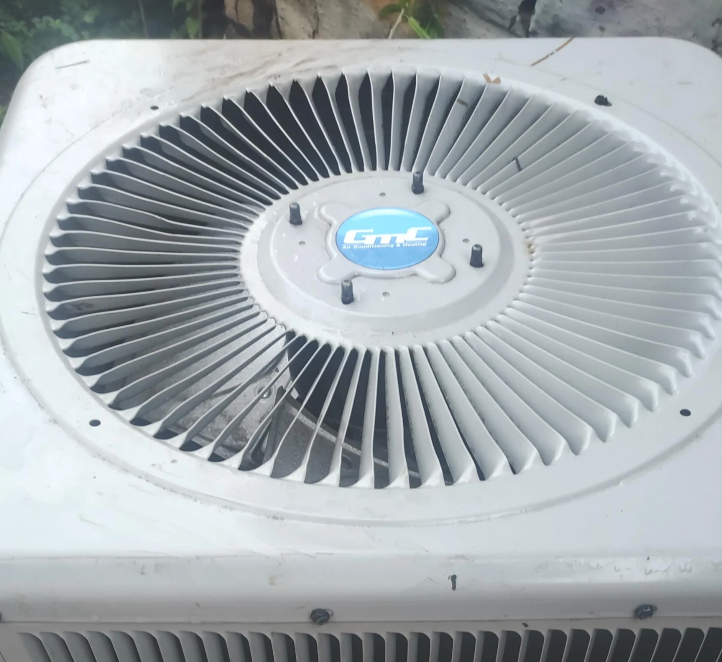 GMC Air Conditioning & Heating Unit