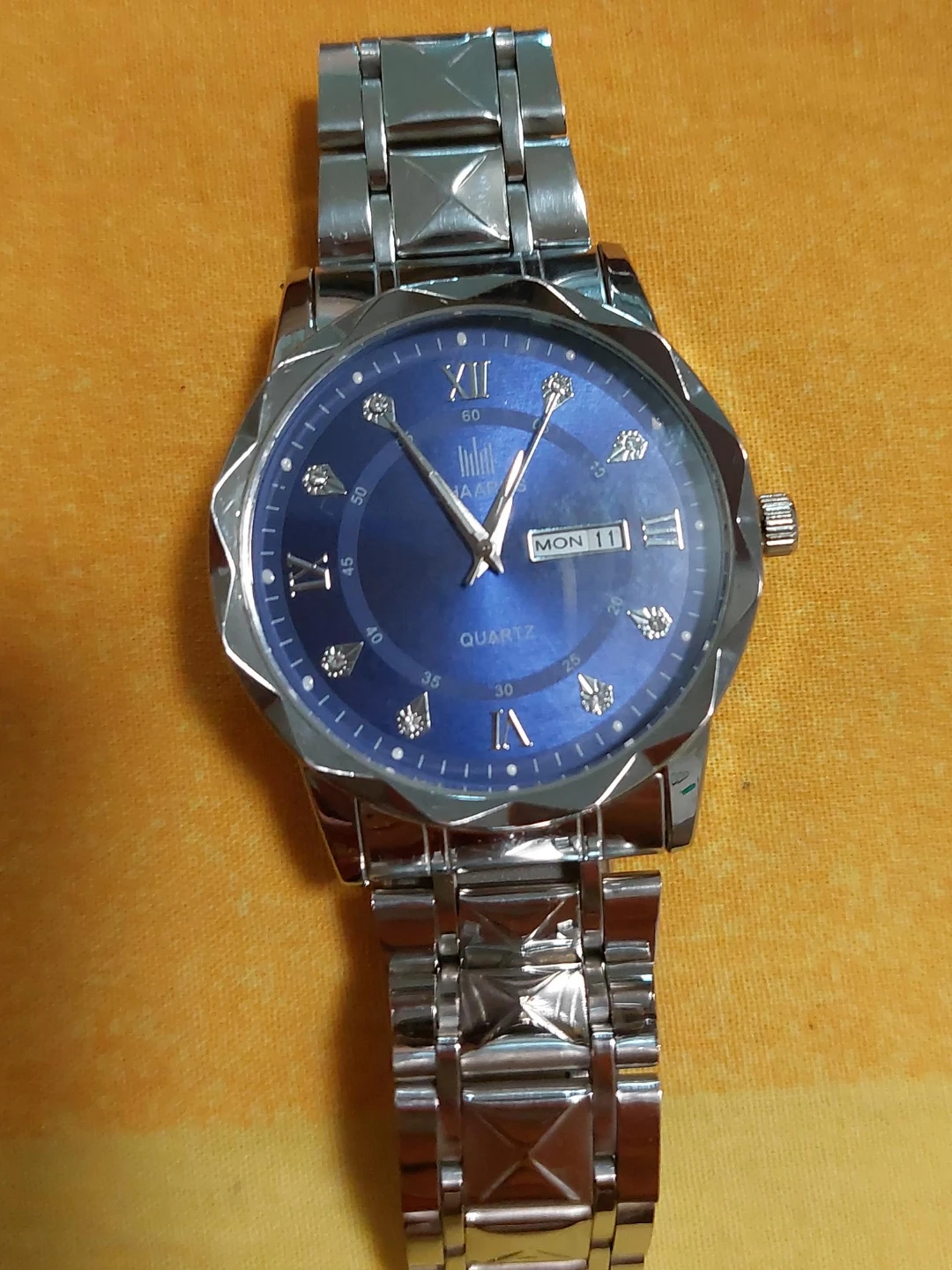 Blue Dial Quartz Watch