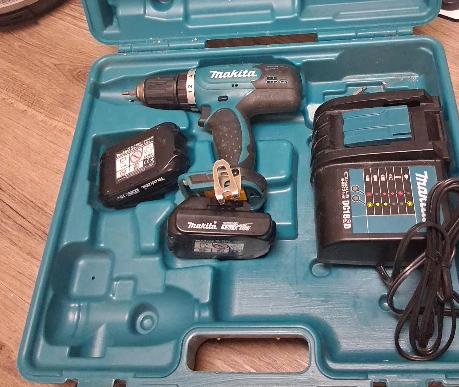 Makita Cordless Drill with 2 Batteries and Charger