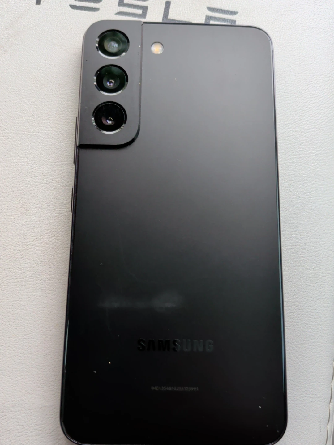 Samsung Galaxy S22 Smartphone