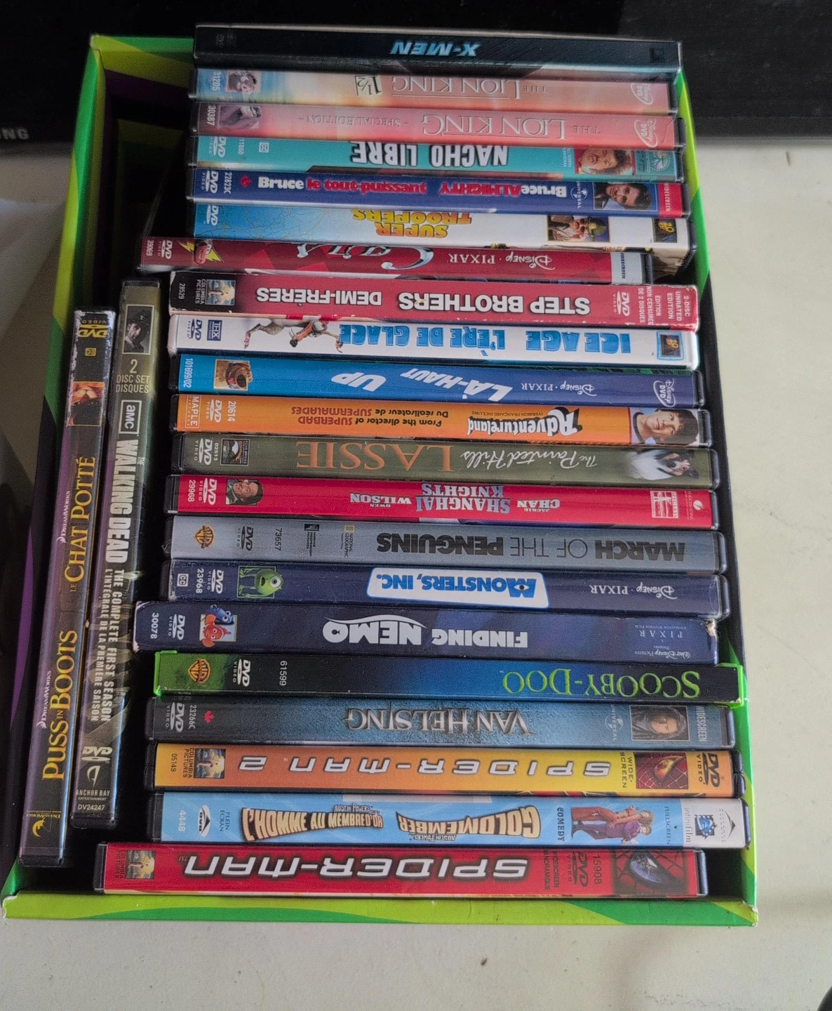 ⚽Collection of Disney and Pixar DVDs