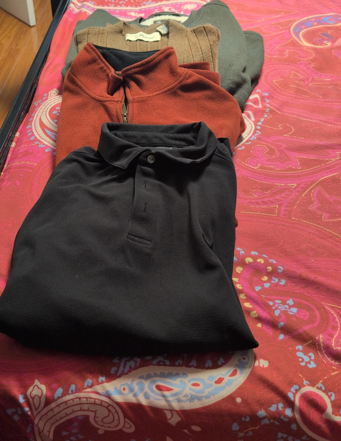 Bundle of Men's Tops: Polo, Fleece, Sweaters $20 all
