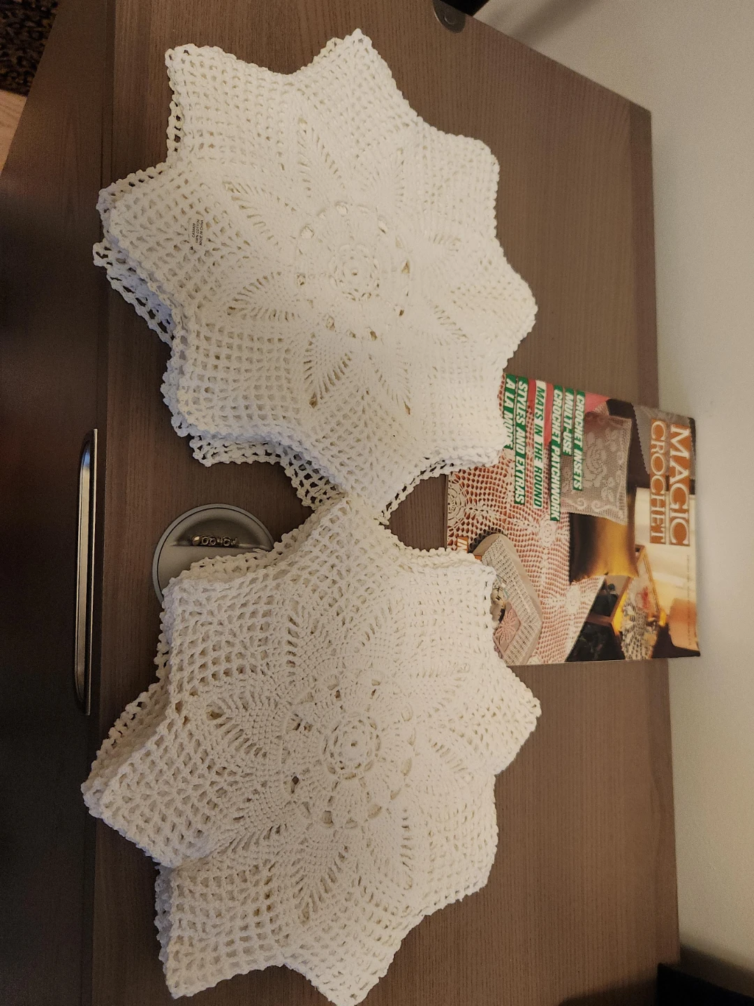 Set of 2 bundles of 12 White Crochet Doilies