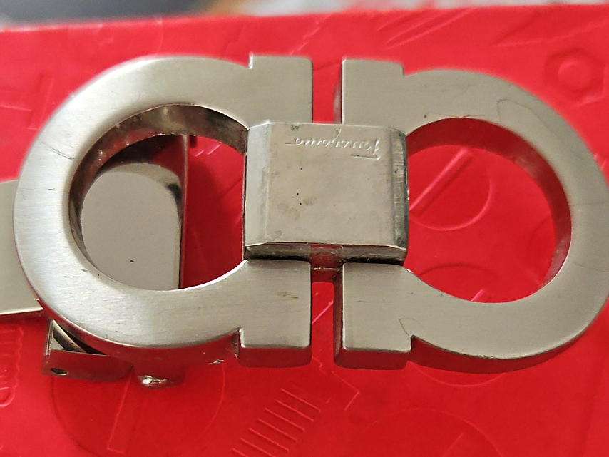 Salvatore Ferragamo Gancini Belt Buckle