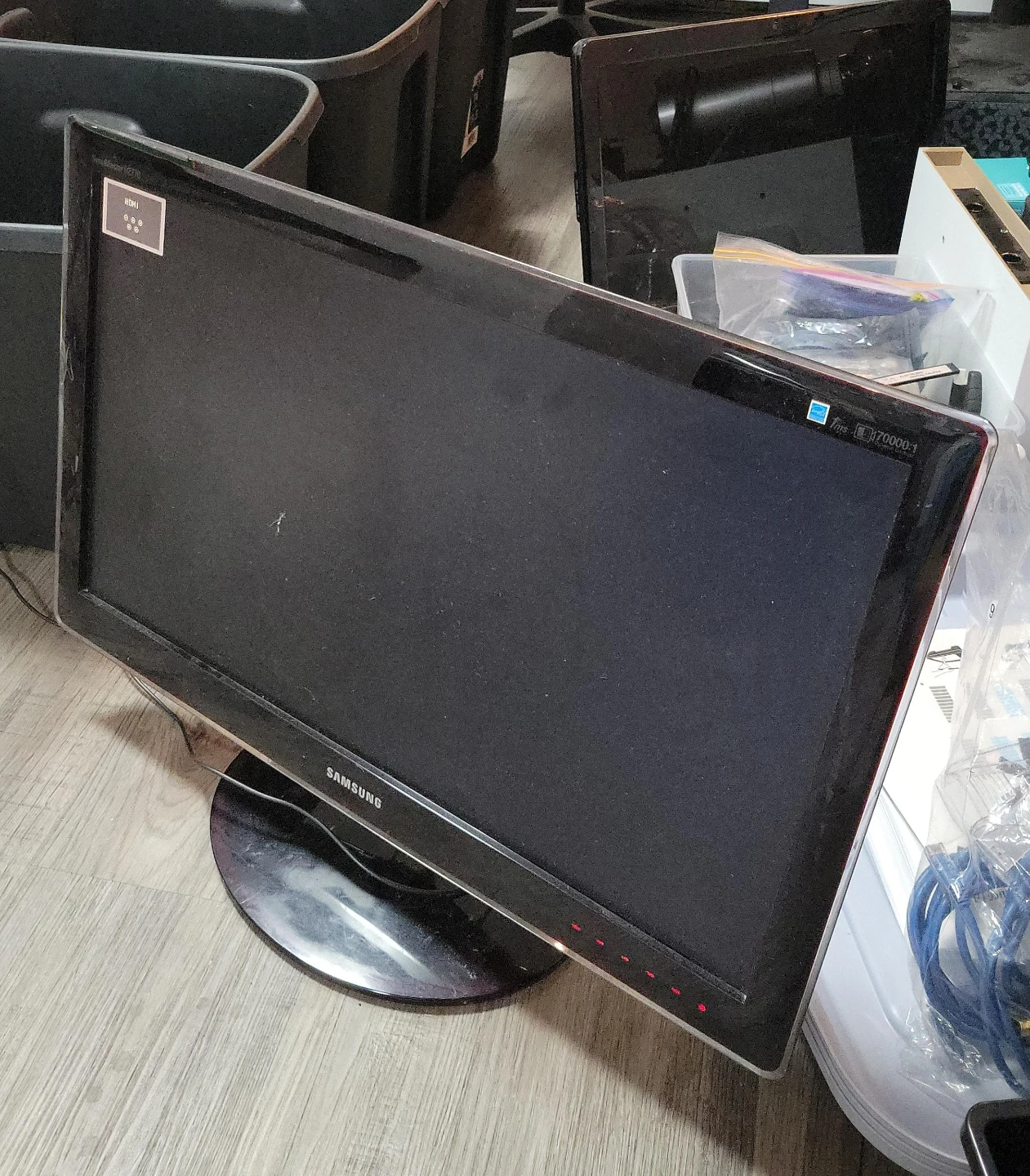 Samsung Monitor 27-inch aspect ratio - photo 3