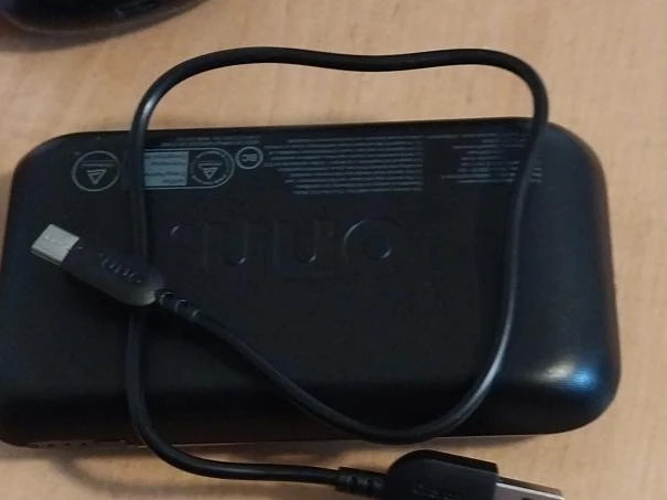 ONN power Bank w charger for power Bank