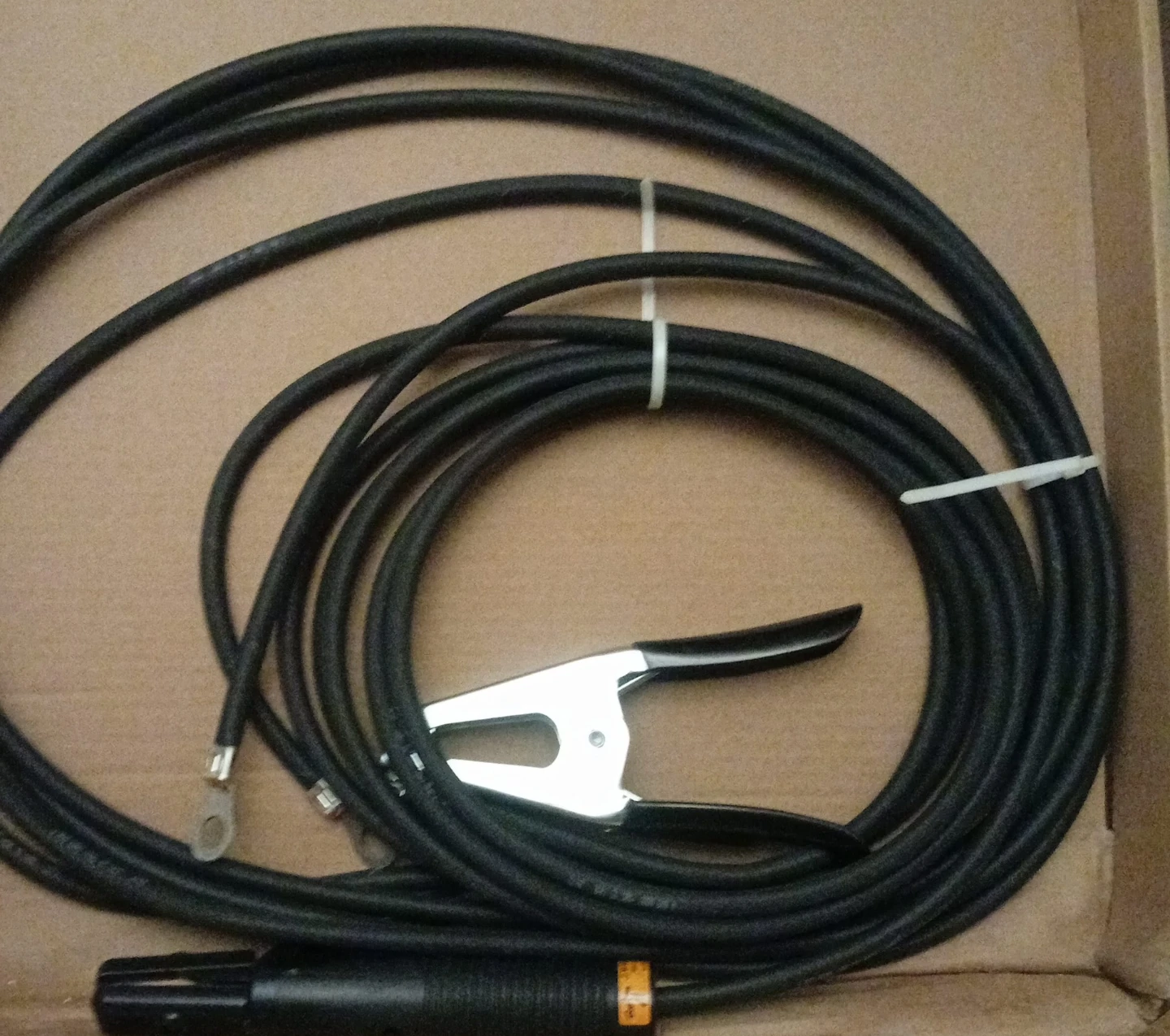 Welding Cable with Clamp and Connector