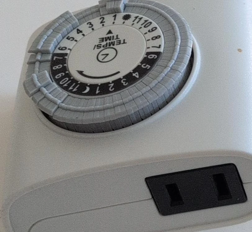 Mechanical Timer Outlet
