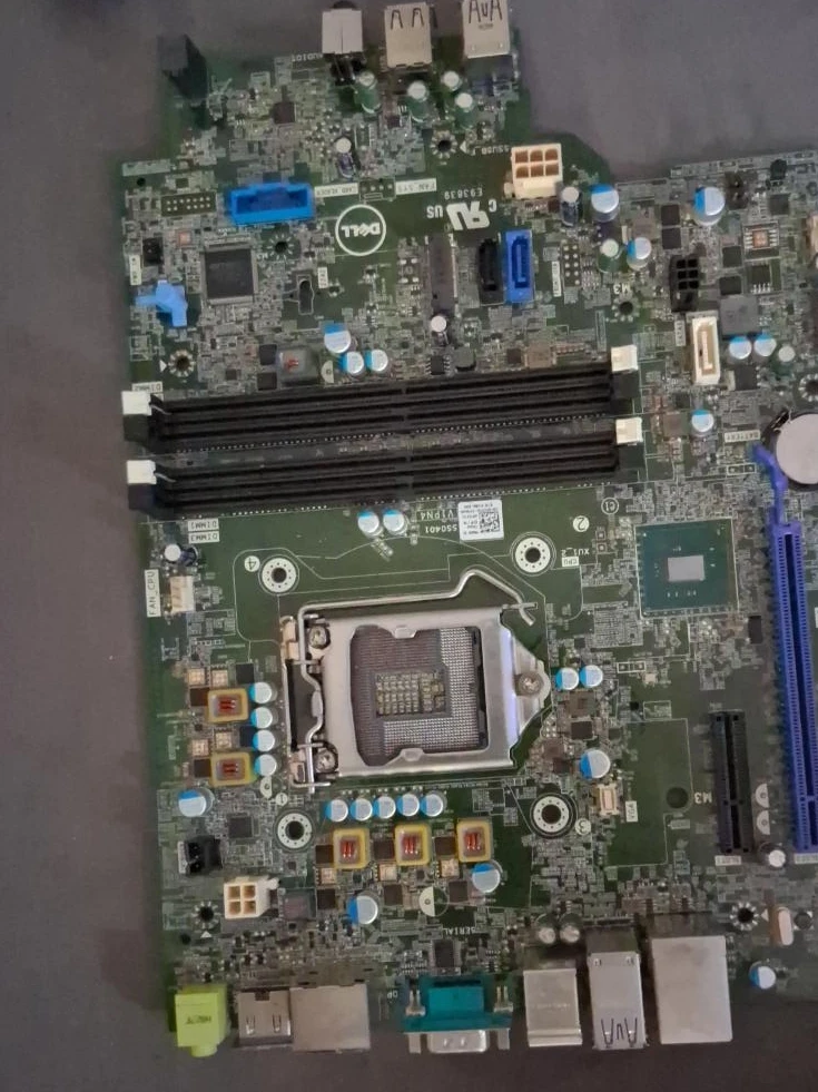Dell Intel Q270 chipset, LGA 1151 socket motherbard ⚽️
