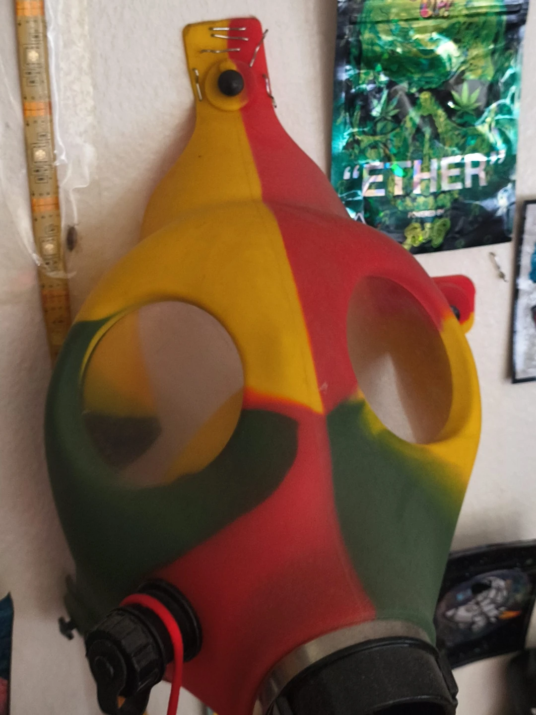 Rasta Color Gas Mask