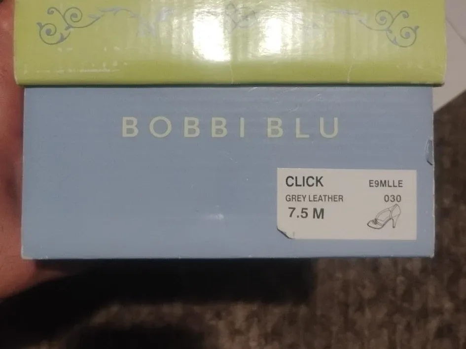 Bobbi Blu "Click" Grey Leather Heels