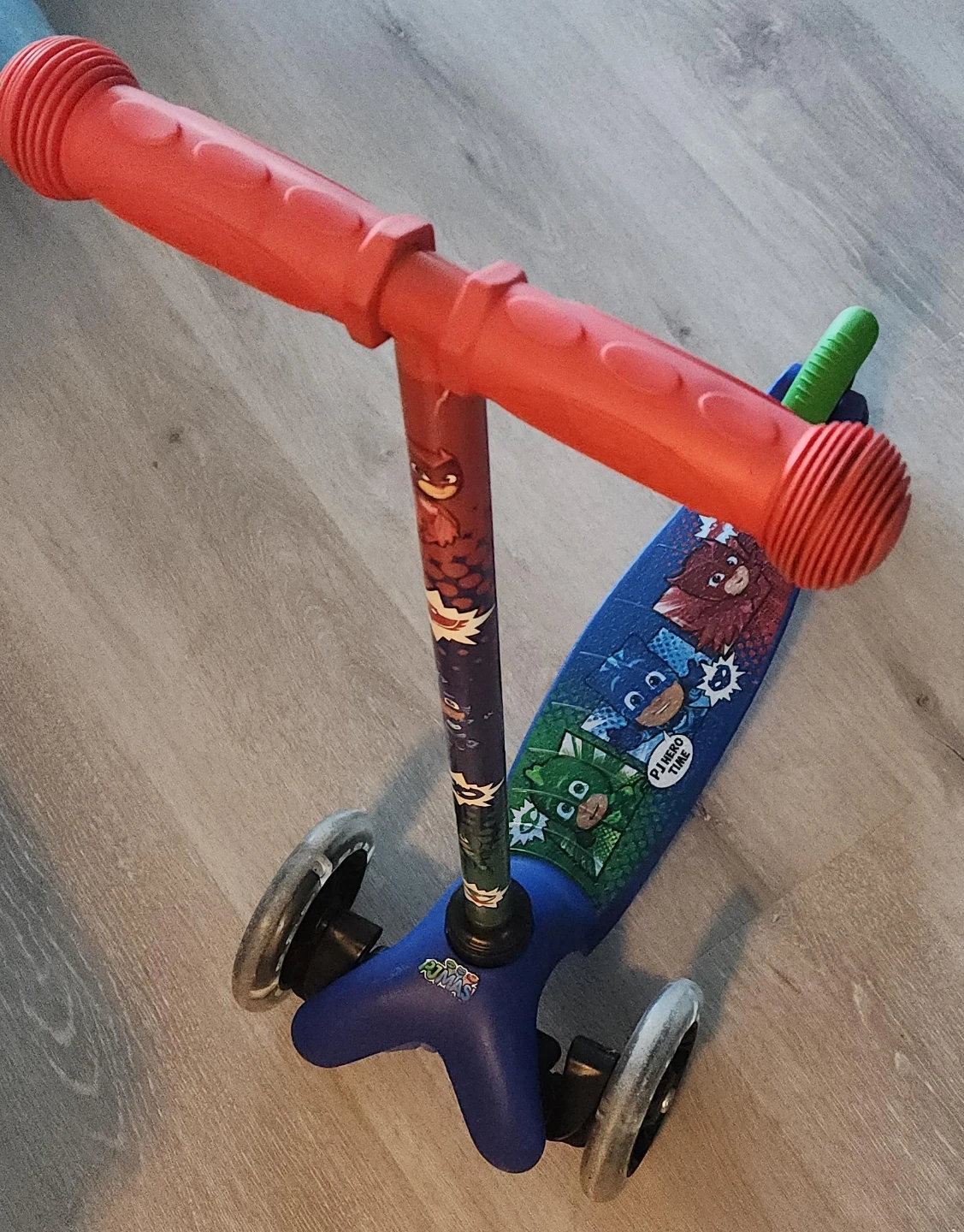 PJ Masks 3-Wheel Scooter
