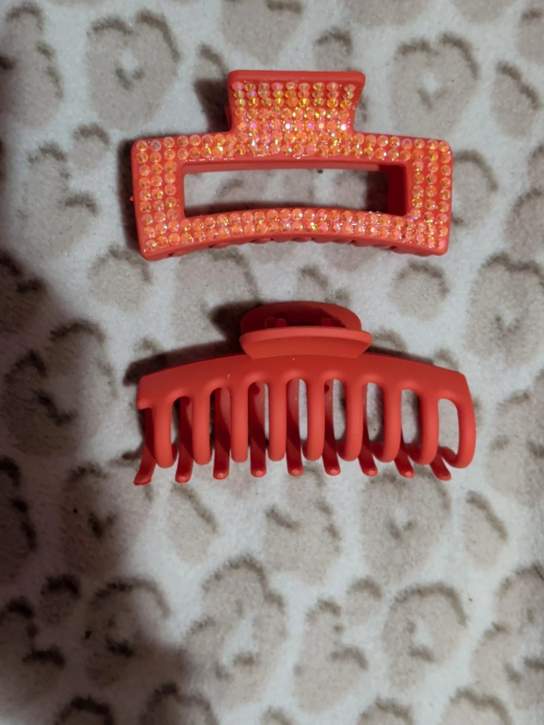 Orange Claw Hair Clips Set
