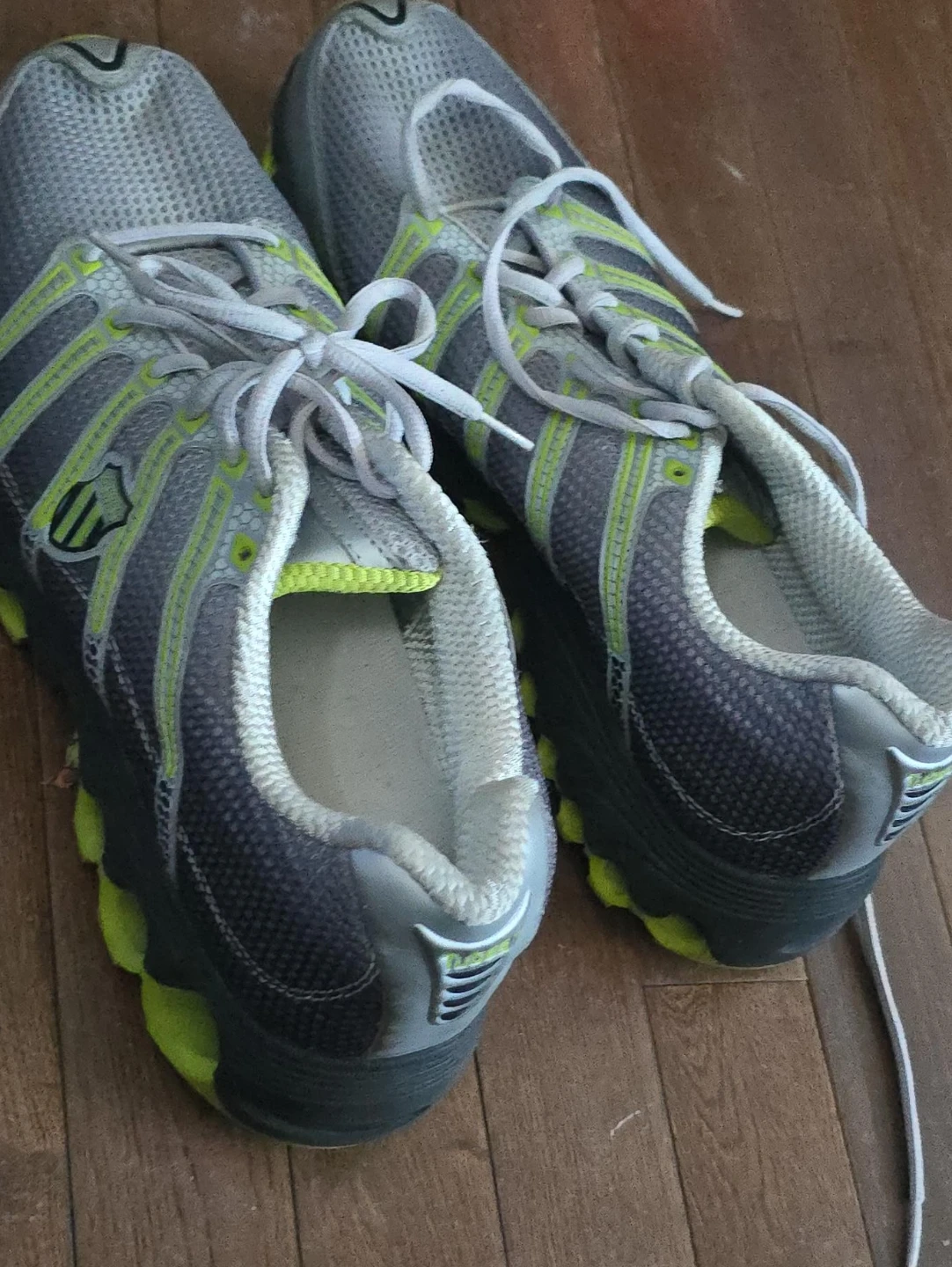 K-Swiss Running Shoes